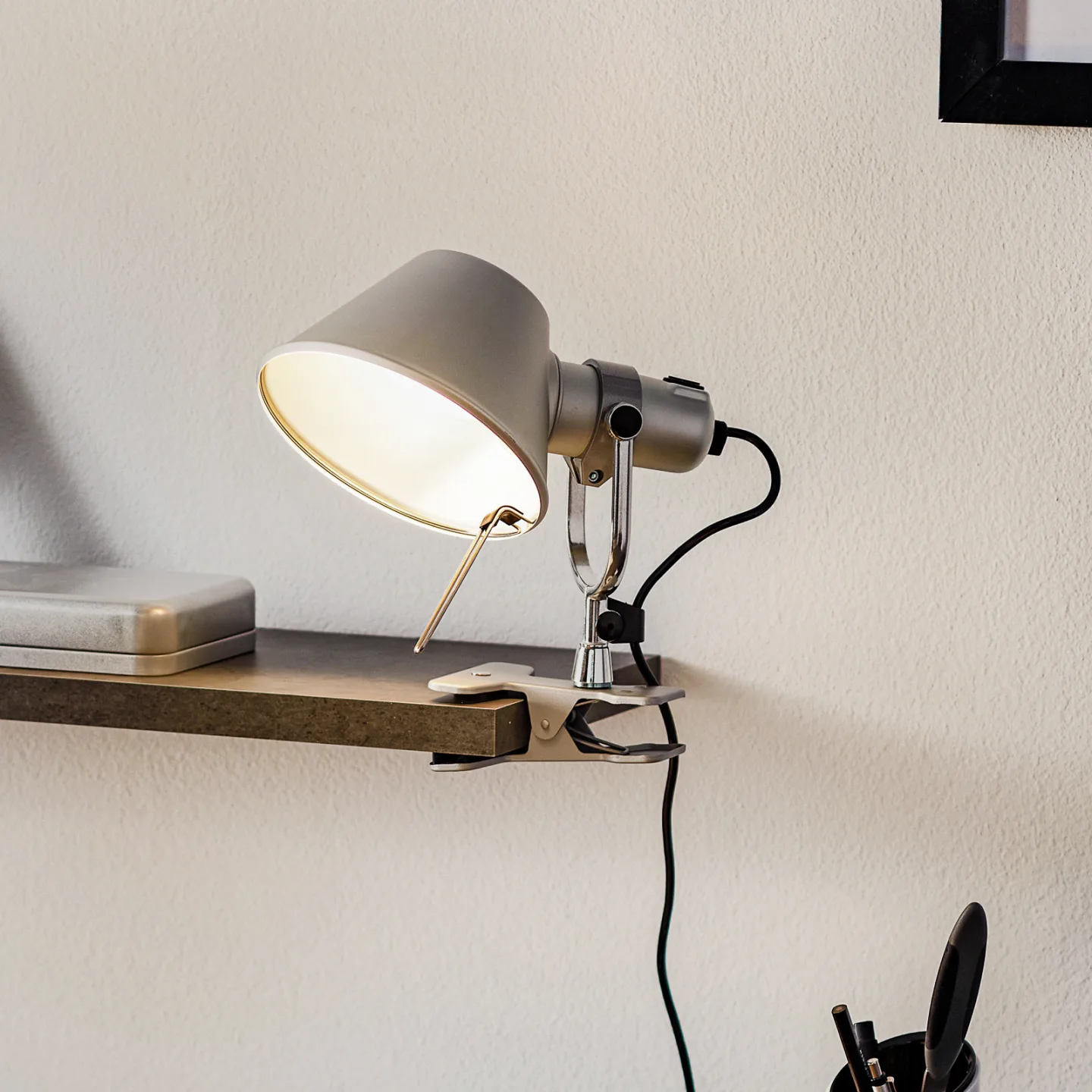 Tolomeo Pinza LED Wandleuchte Alu 2700K - Artemide - Wohnzimmer - Design - Metall - Einflammig