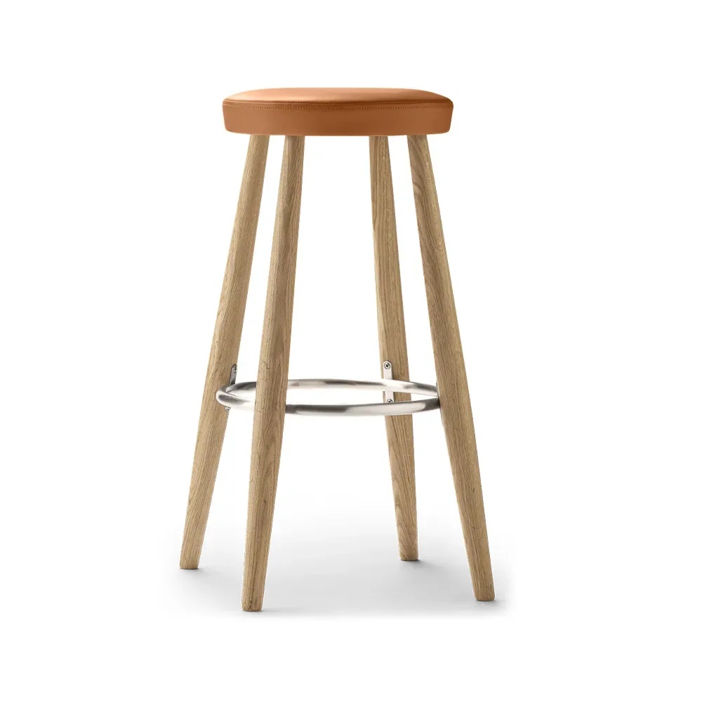 Carl Hansen & Søn CH56 barpall hög Brunt läder-oljat ekstativ