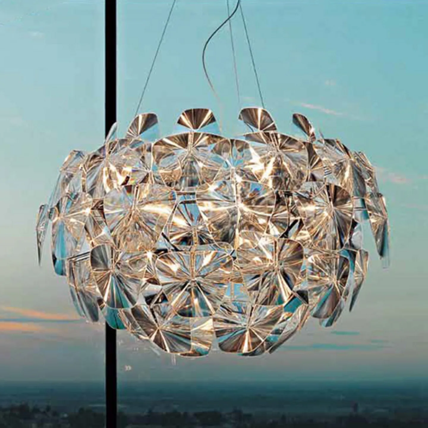 Hope Pendel Ø110 - Luceplan - Stue - Design - Plast - Med en lyskilde