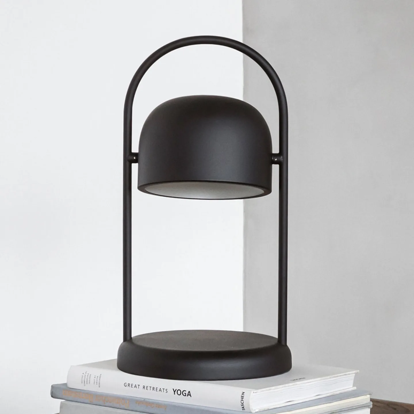 Quay Tischleuchte Black - PLEASE WAIT to be SEATED - Arbeitszimmer / Büro - Modern - Metall - Mit Schirm