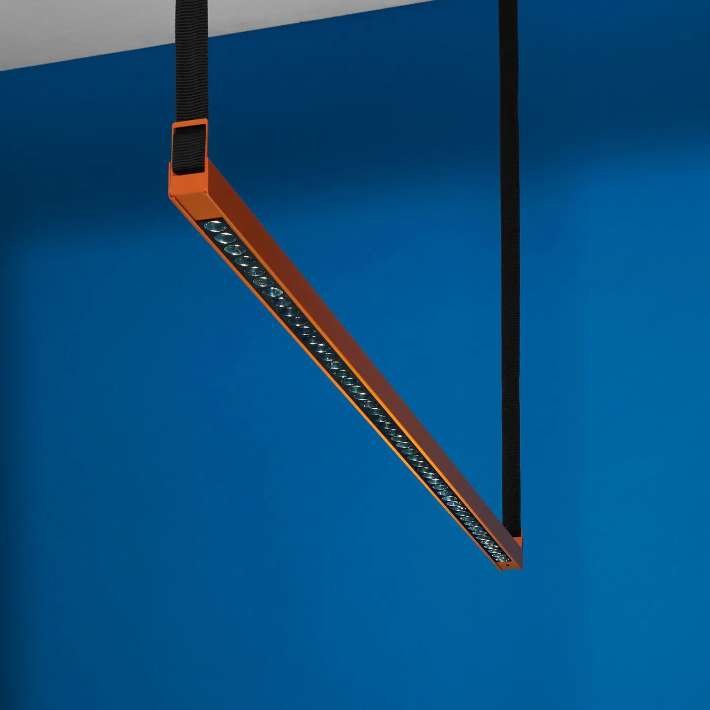 Belto pendellampe oransje – LOOM DESIGN - Spisestue - Moderne - Aluminium - Lineær