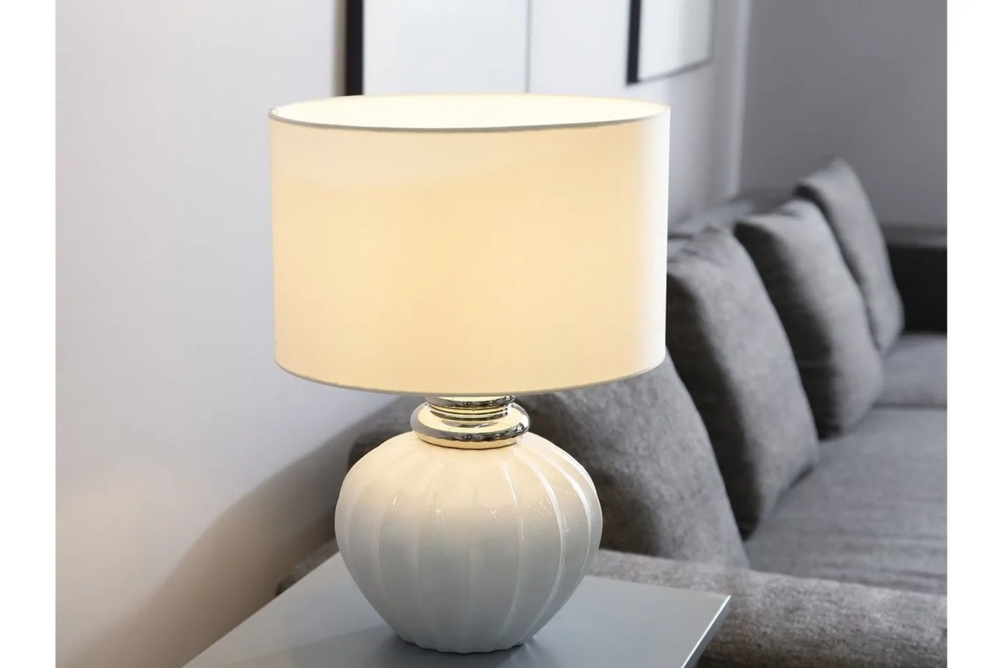 Neris Bordslampa 33 cm - Silver