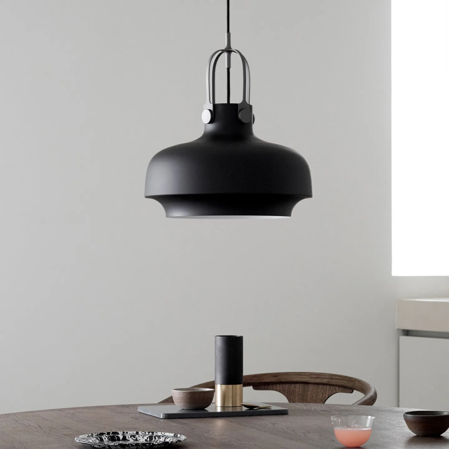 Copenhagen SC7 pendellampe svart/messing - &Tradition - Stue - Design - Metall - Med en lyskilde
