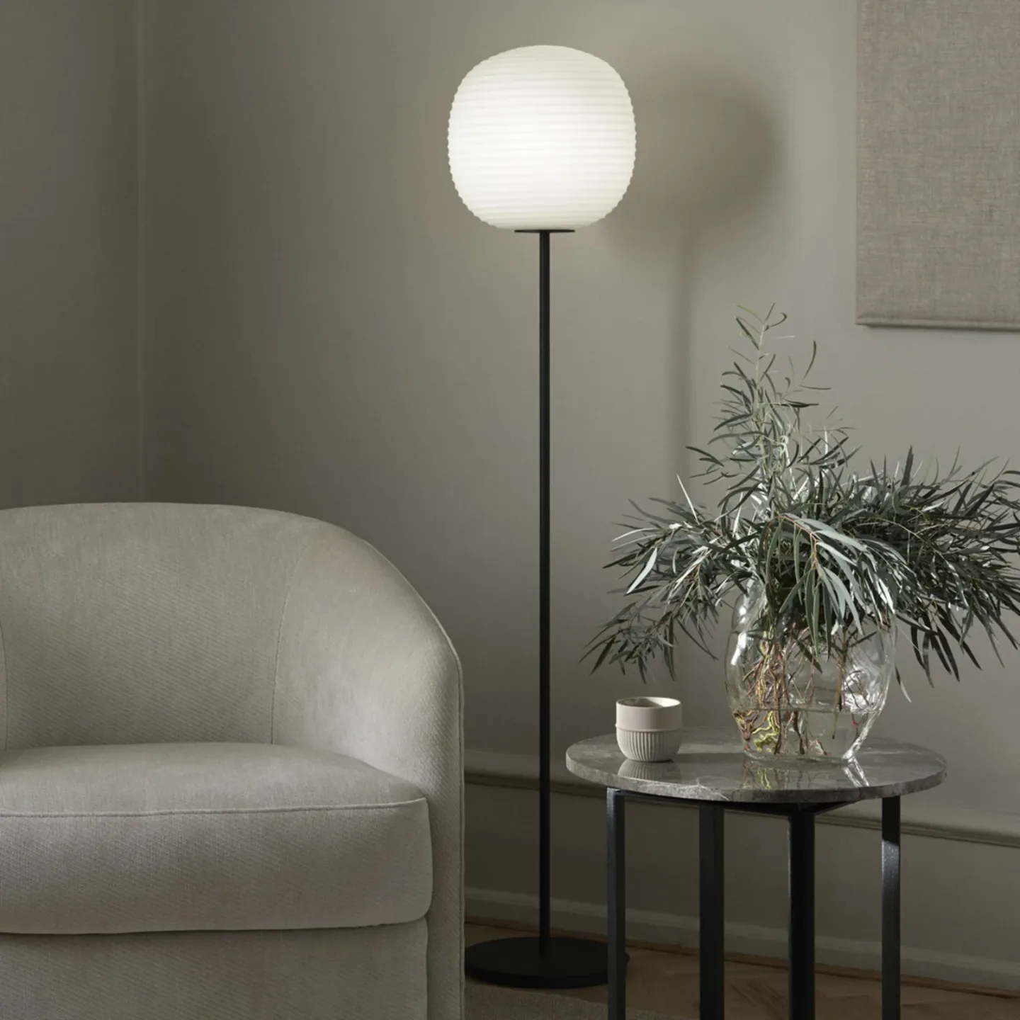 New Works Lantern Stehleuchte medium Edelstahl