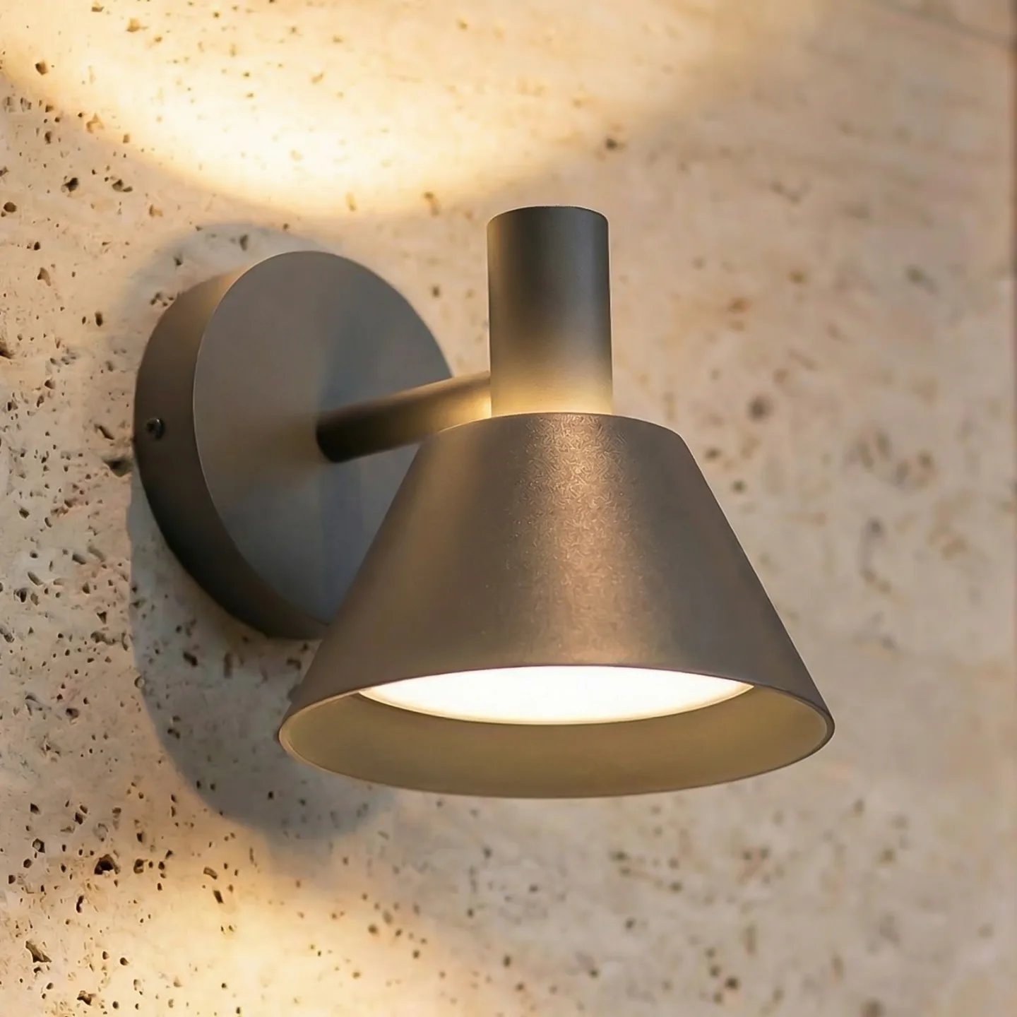 Tabena LED-Außenwandleuchte, schwarz, IP44, CCT - Lucande - Modern - Aluminium - Rund