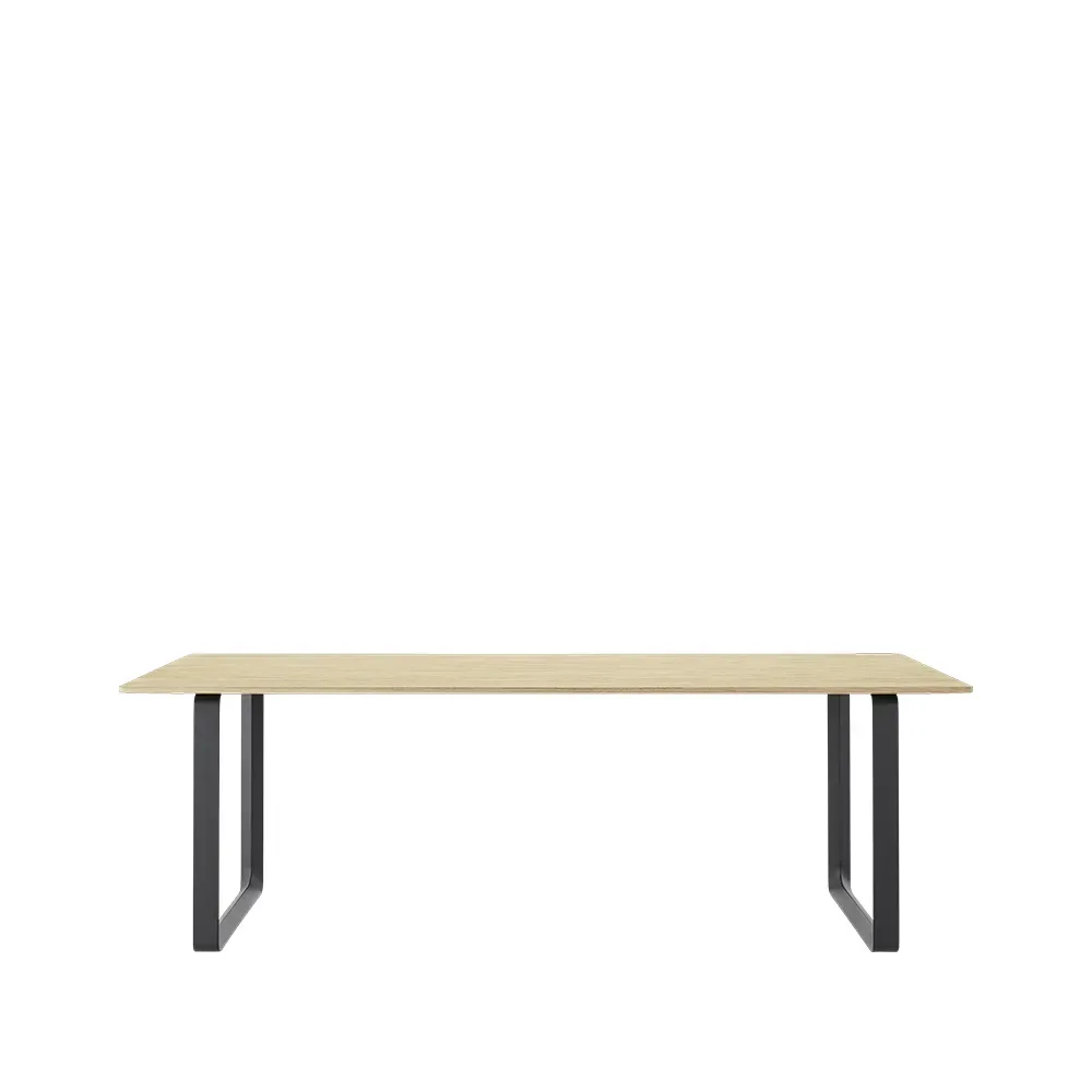 Muuto 70/70 matbord 225x90 cm Solid oak-Black
