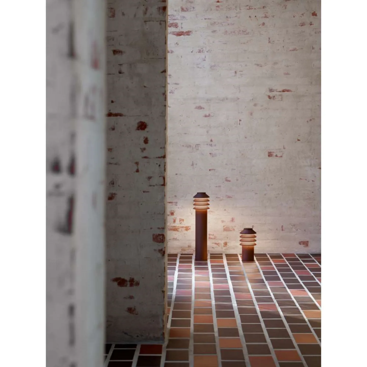Bysted Garden 53 cm 2700K Erdstück corten - Louis Poulsen - Terrasse - Aluminium