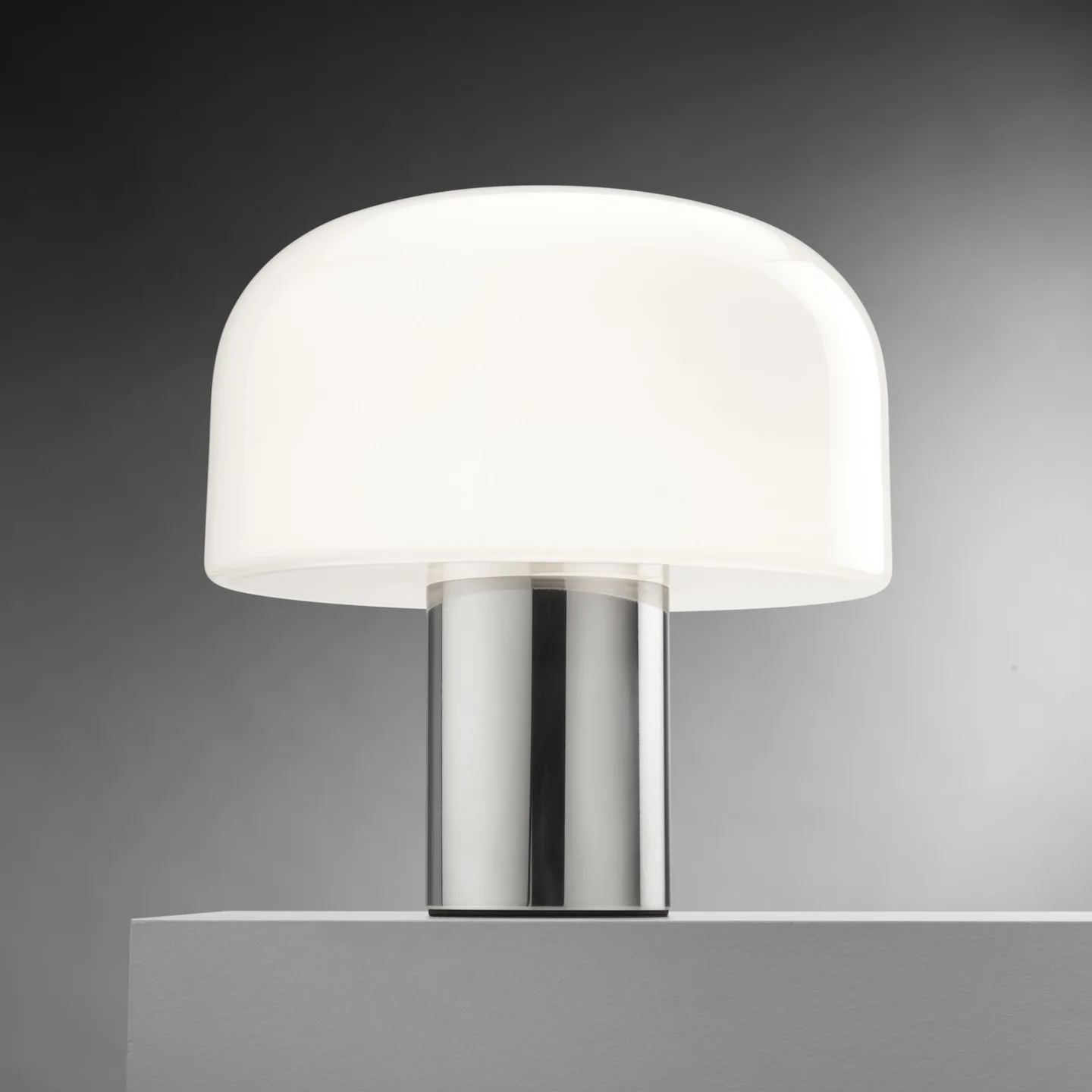 Flos Bellhop Glass T Tischleuchte Bright aluminum
