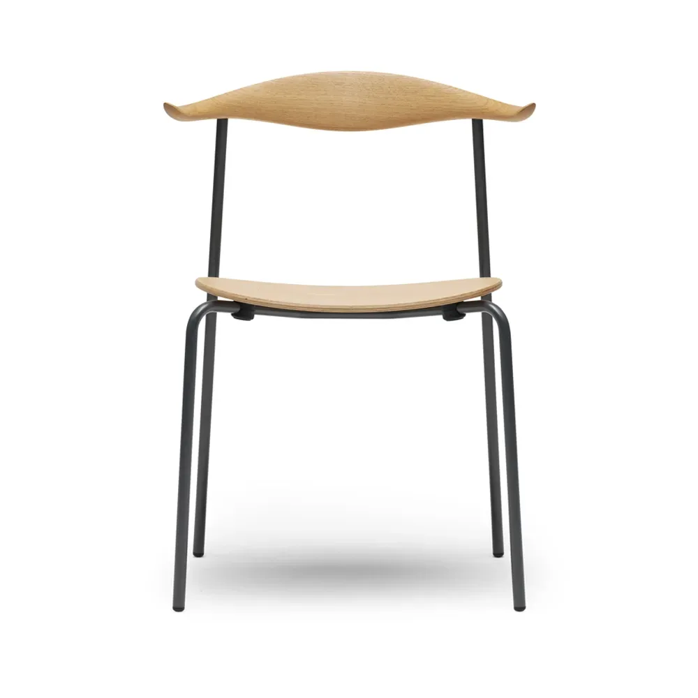 Carl Hansen & Søn CH88T stol Oljad bok-svartlack
