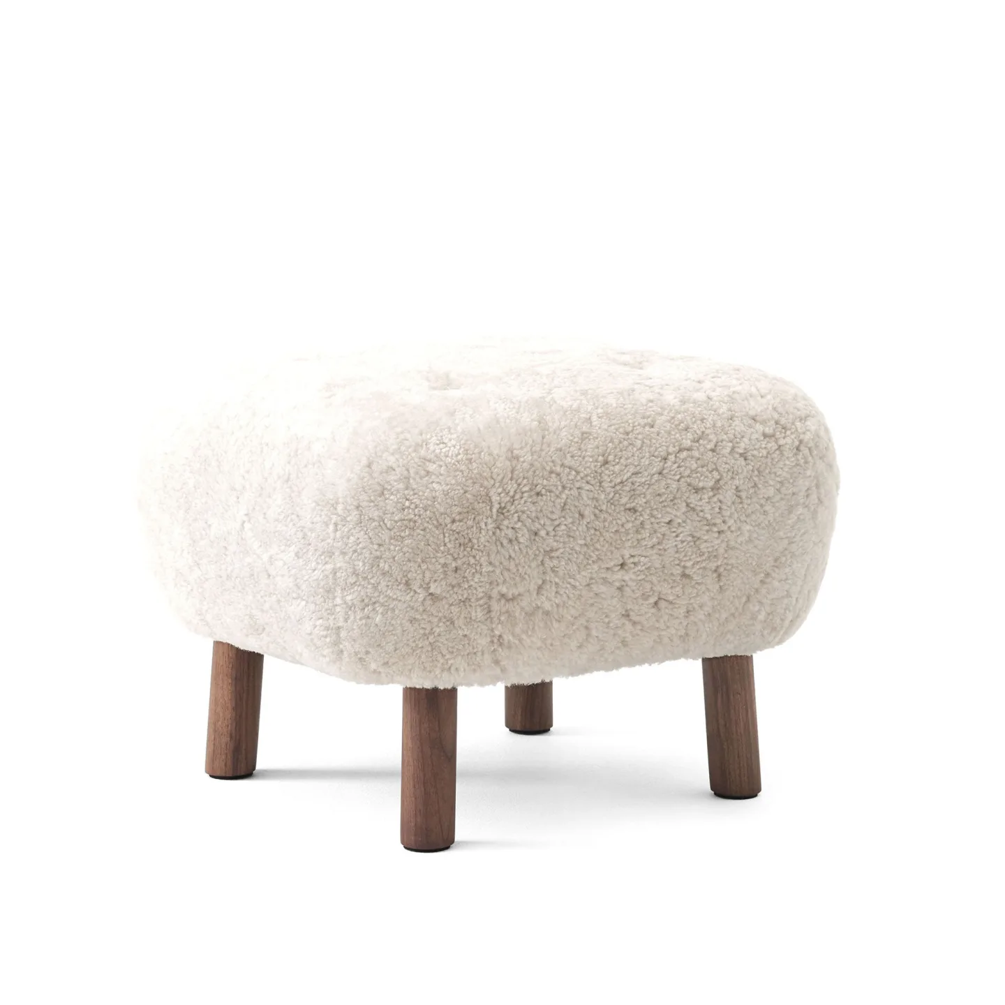 &Tradition - Little Petra Pouf Sheepskin Moonlight 17mm/Walnut - Fotpallar - Viggo Boesen - Vit - Trä/Syntetiskt/Ull