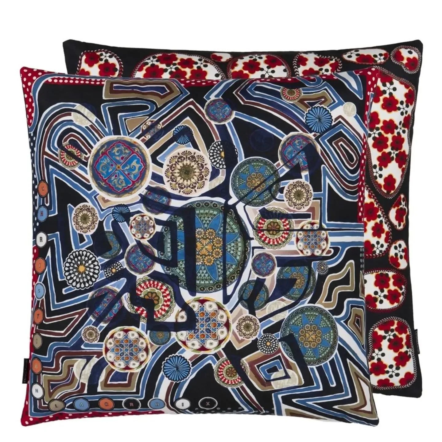 Designers Guild Kissen Omnitribe - Azur Mehrfarbig | Schubiger Möbel
