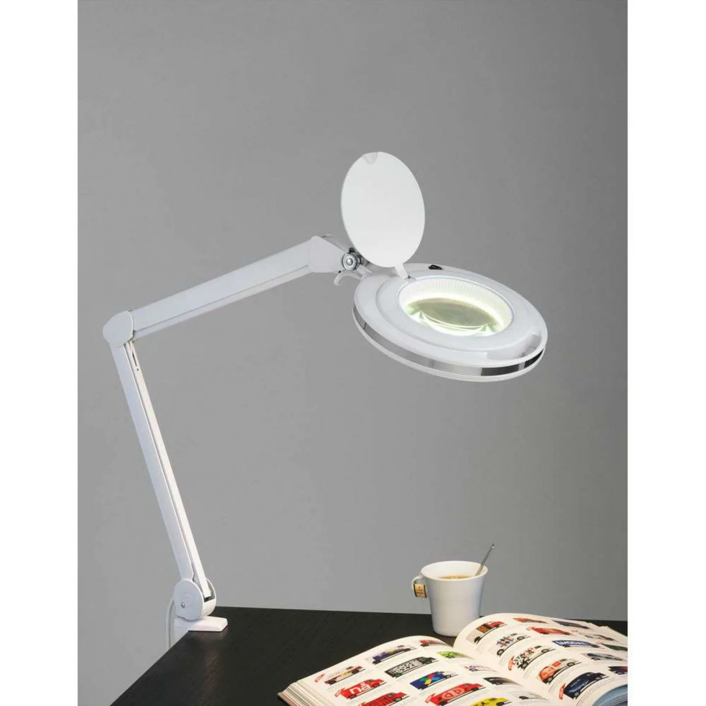Magni Bordlampe Large White - Halo Design - Kontor / arbejdsværelse - Aluminium