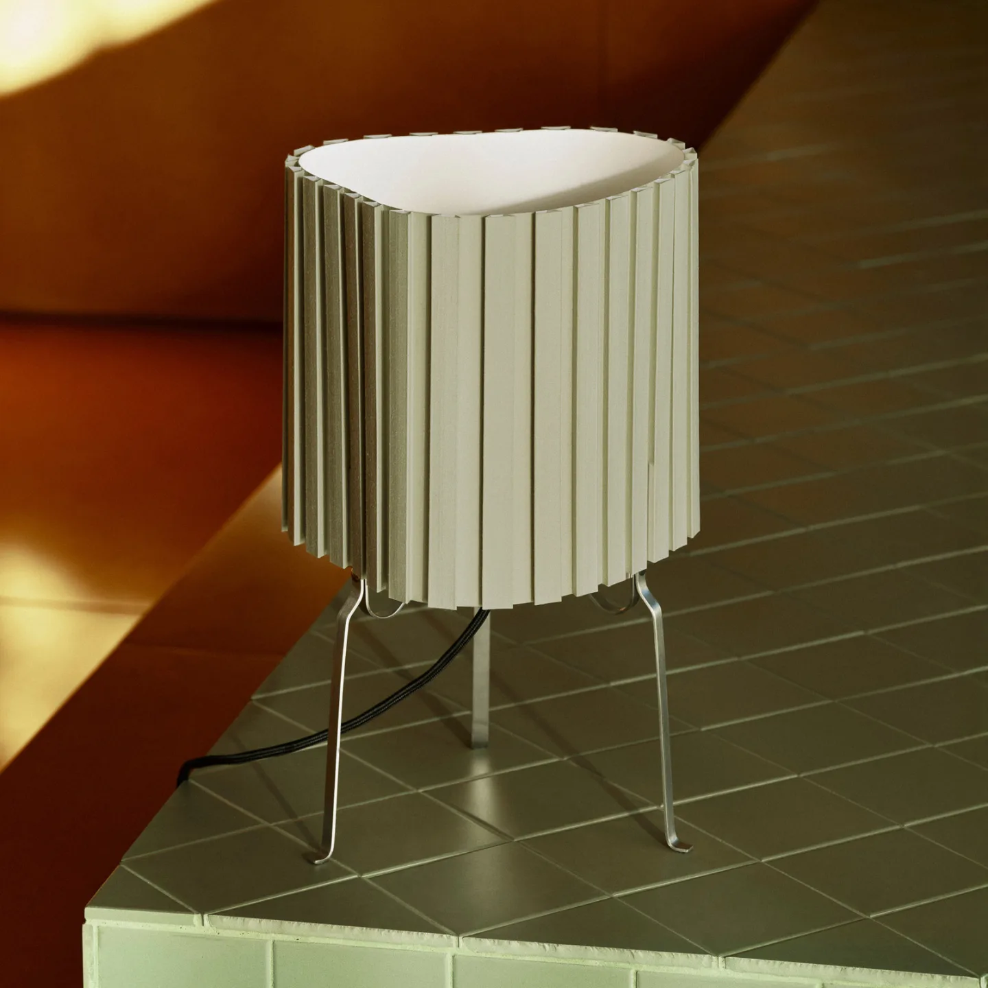 Canelé bordlampe, grønn, høyde 37 cm, E14, tekstil – HAY - Stue - Design - Stoff / Tekstil - Med skjerm