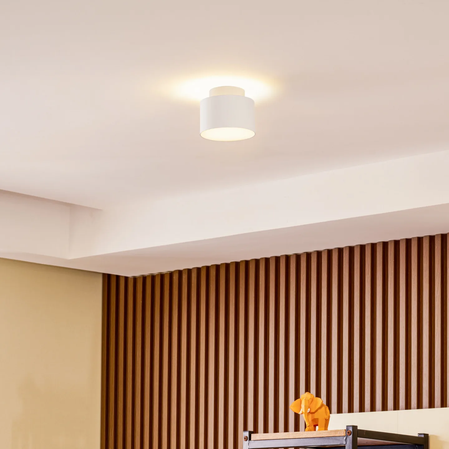 Nivoria LED Påbygningsspot Backlight Ø11 White - Lindby - Stue - Moderne - Aluminium - Rund
