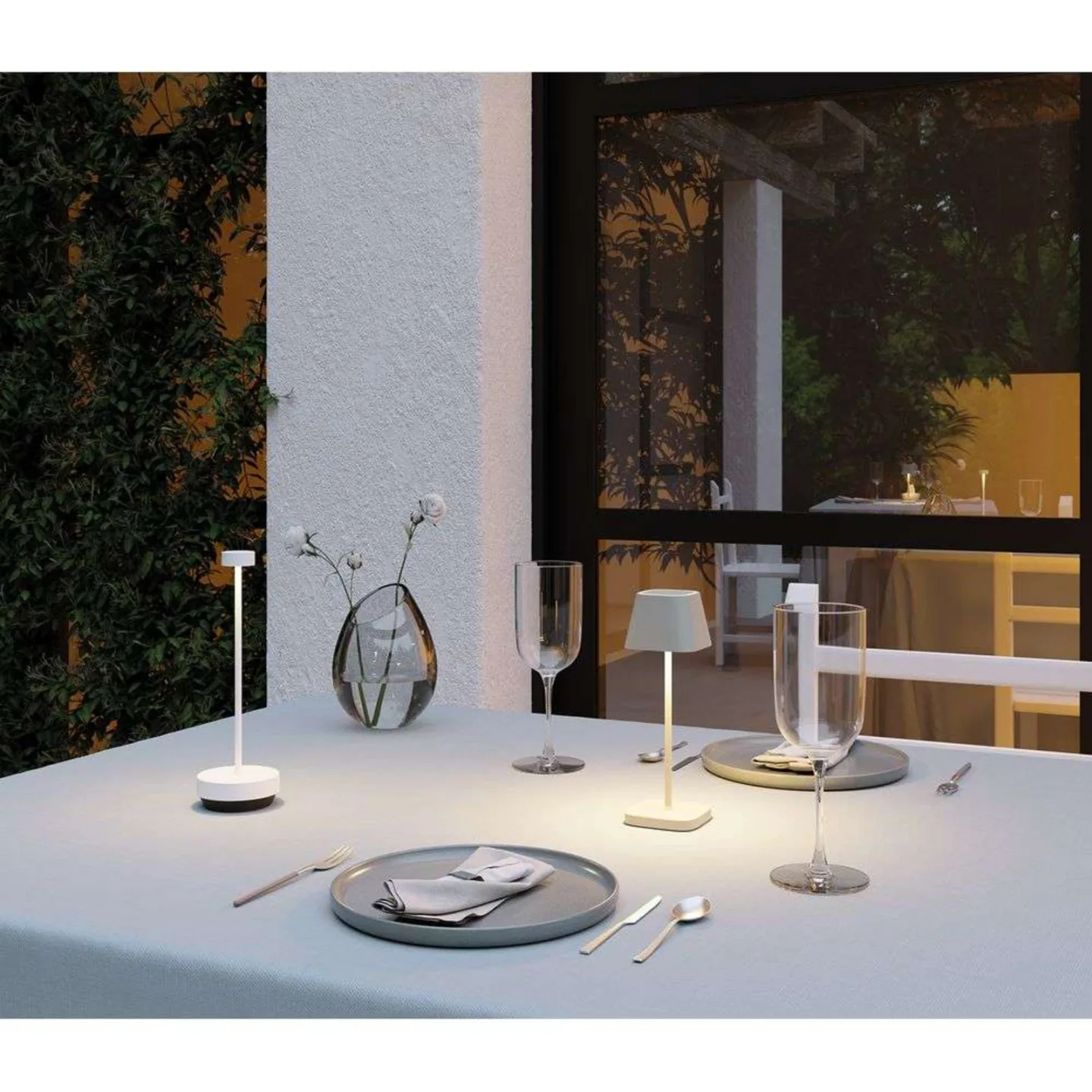 Turas LED Portable Bordlampe Hvid - Blomus - Stue - Aluminium