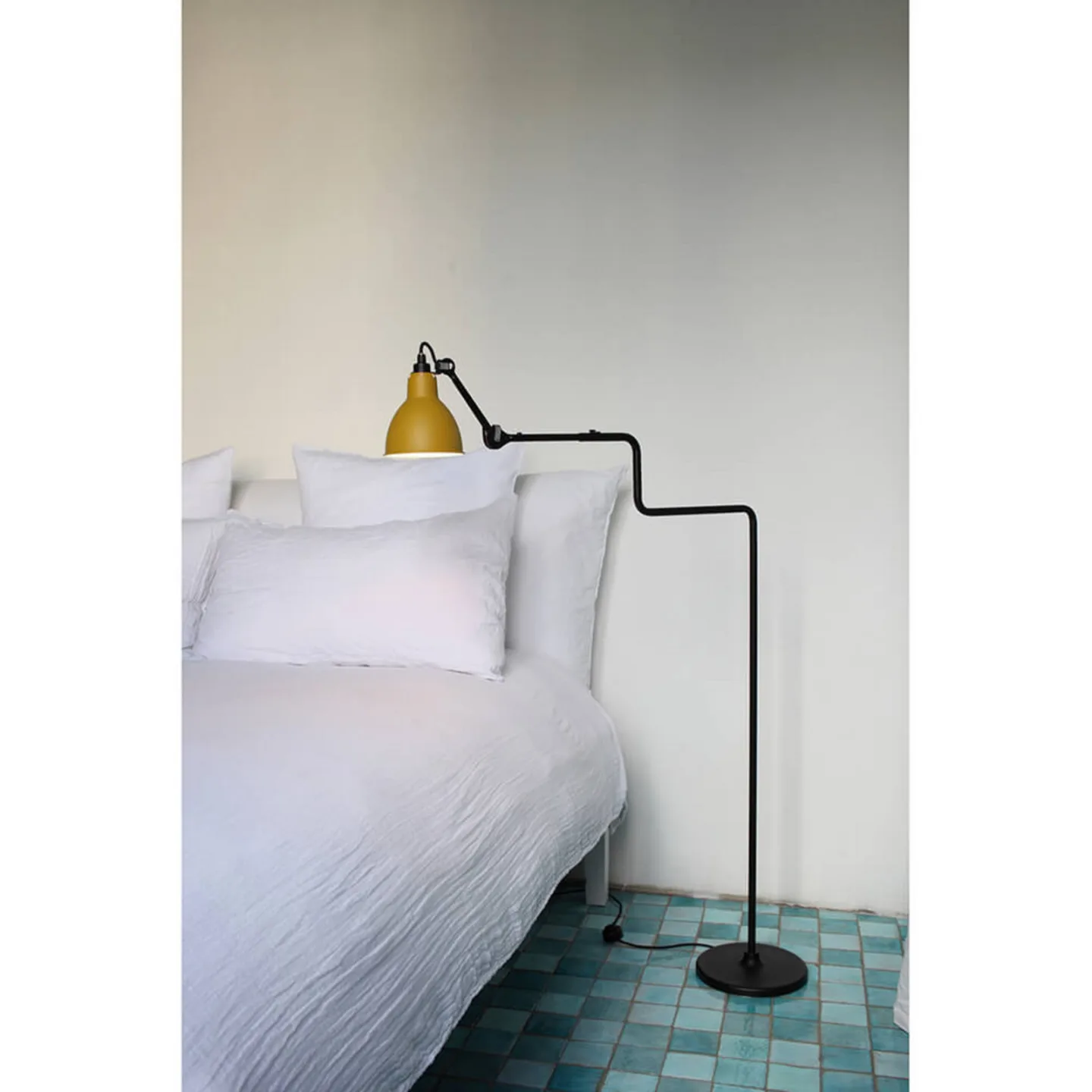 411 Stehleuchte Gelb - Lampe Gras - Wohnzimmer - Metall
