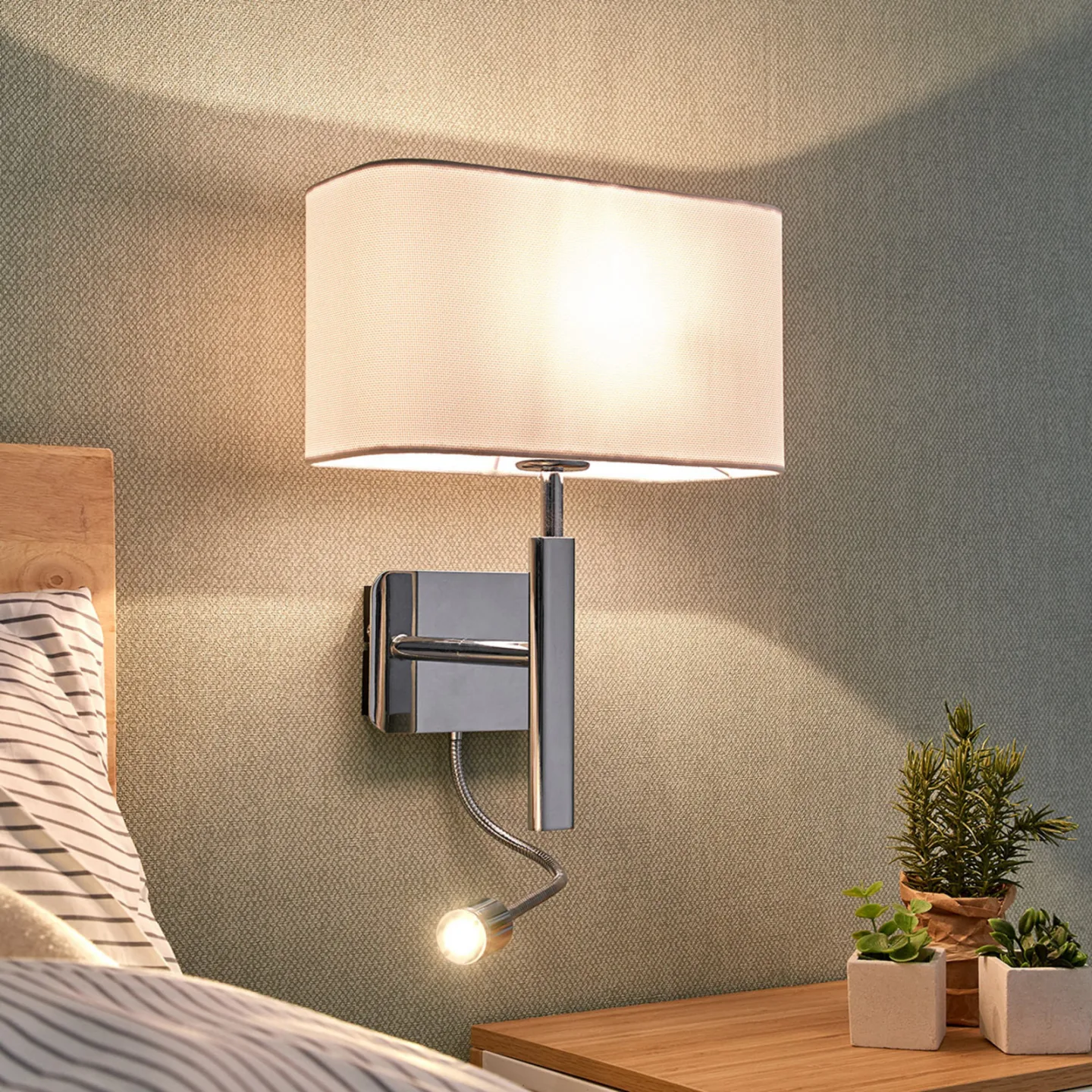 Jettka Vägglampa White/Chrome - Lucande - Vardagsrum - Modern - Tyg / textil - Med flera ljuskällor