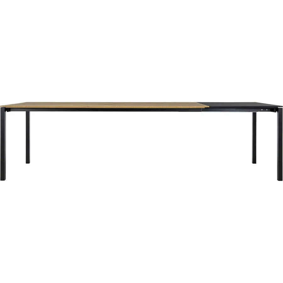 WILLISAU SWITZERLAND Esstisch Willisau Livo Eiche massiv 200 cm ausziehbar