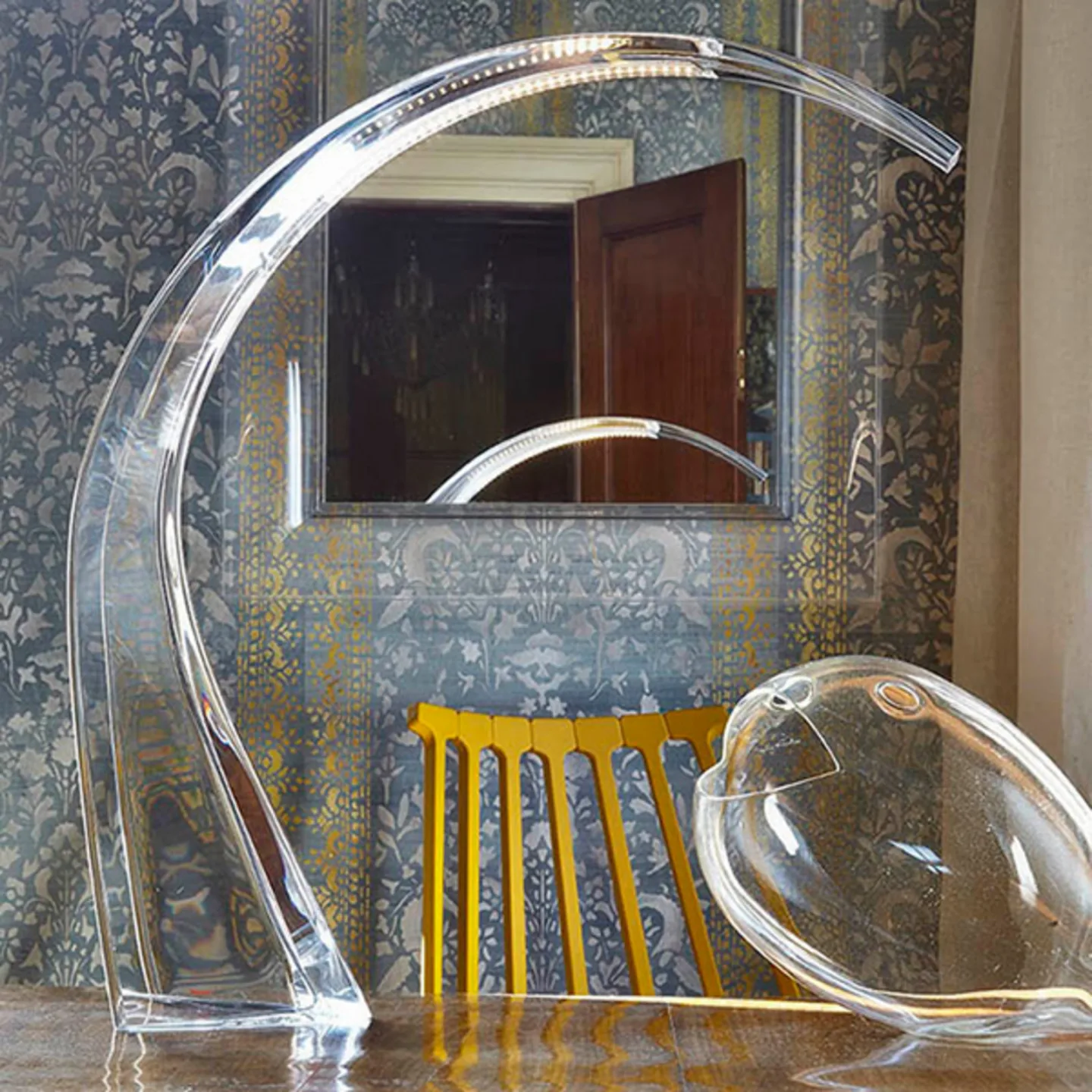 Taj LED Tischleuchte Kristall - Kartell - Wohnzimmer - Design - Kunststoff - Rund