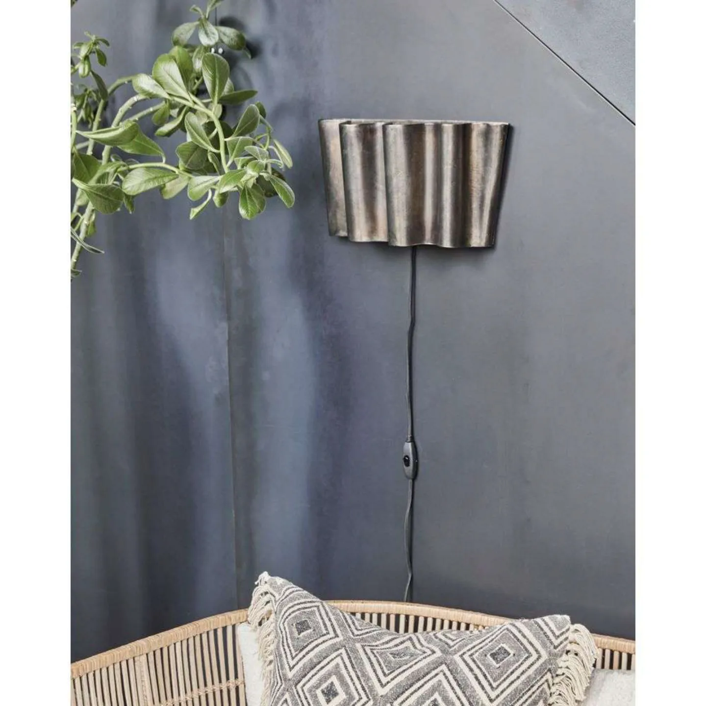 House Doctor Flola Wandleuchte 19 cm Antik Braun