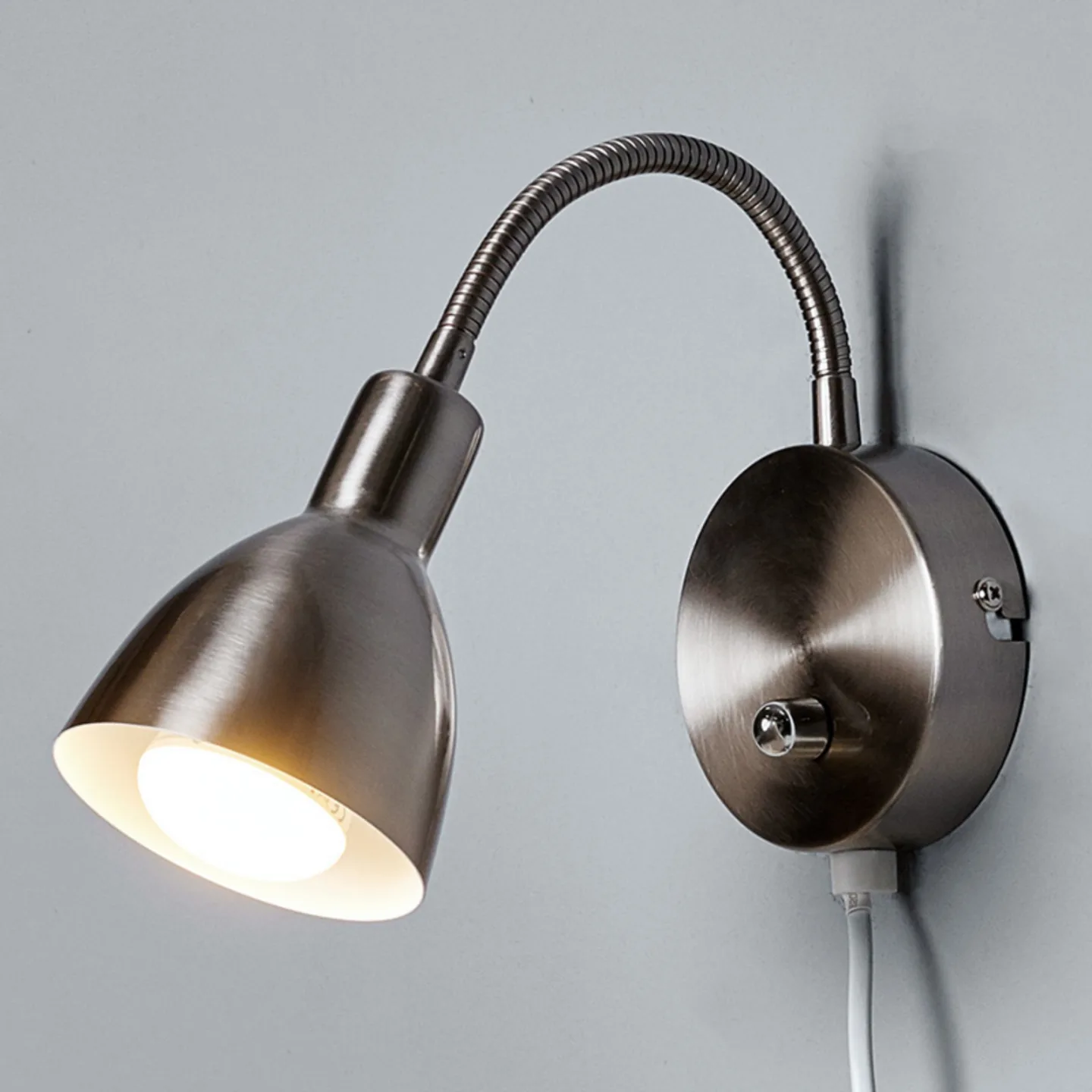 Amrei Væglampe Nickel - Lindby - Stue - Moderne - Metal - Med én lyskilde