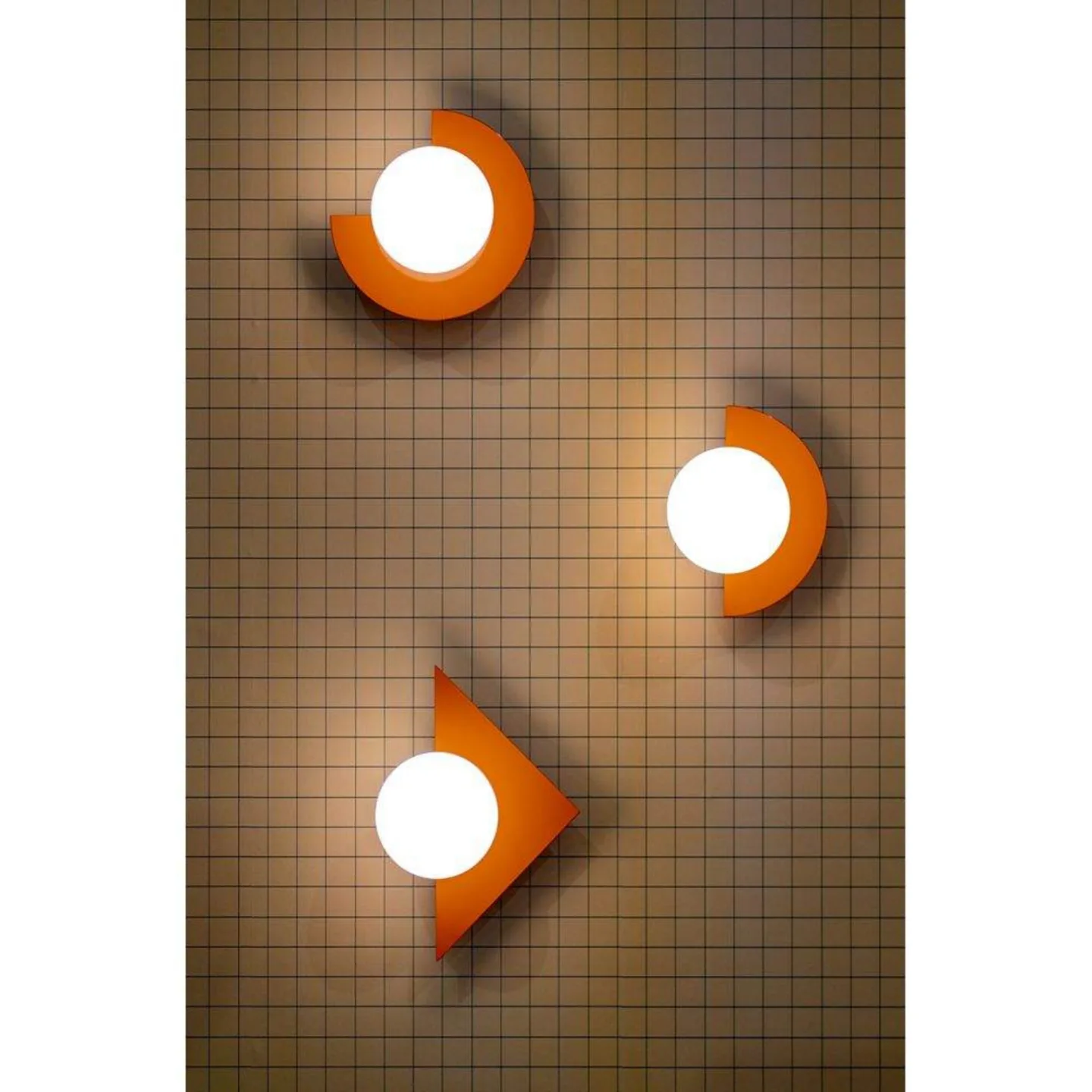 Candy Little Triangle væglampe, orange - Swedish Ninja - Stue - Metal