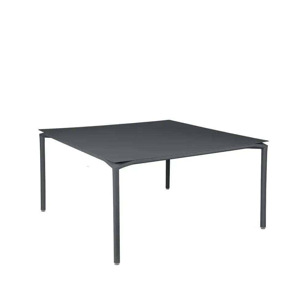 Fermob Calvi bord kvadratiskt 140x140 cm Anthracite (grå)
