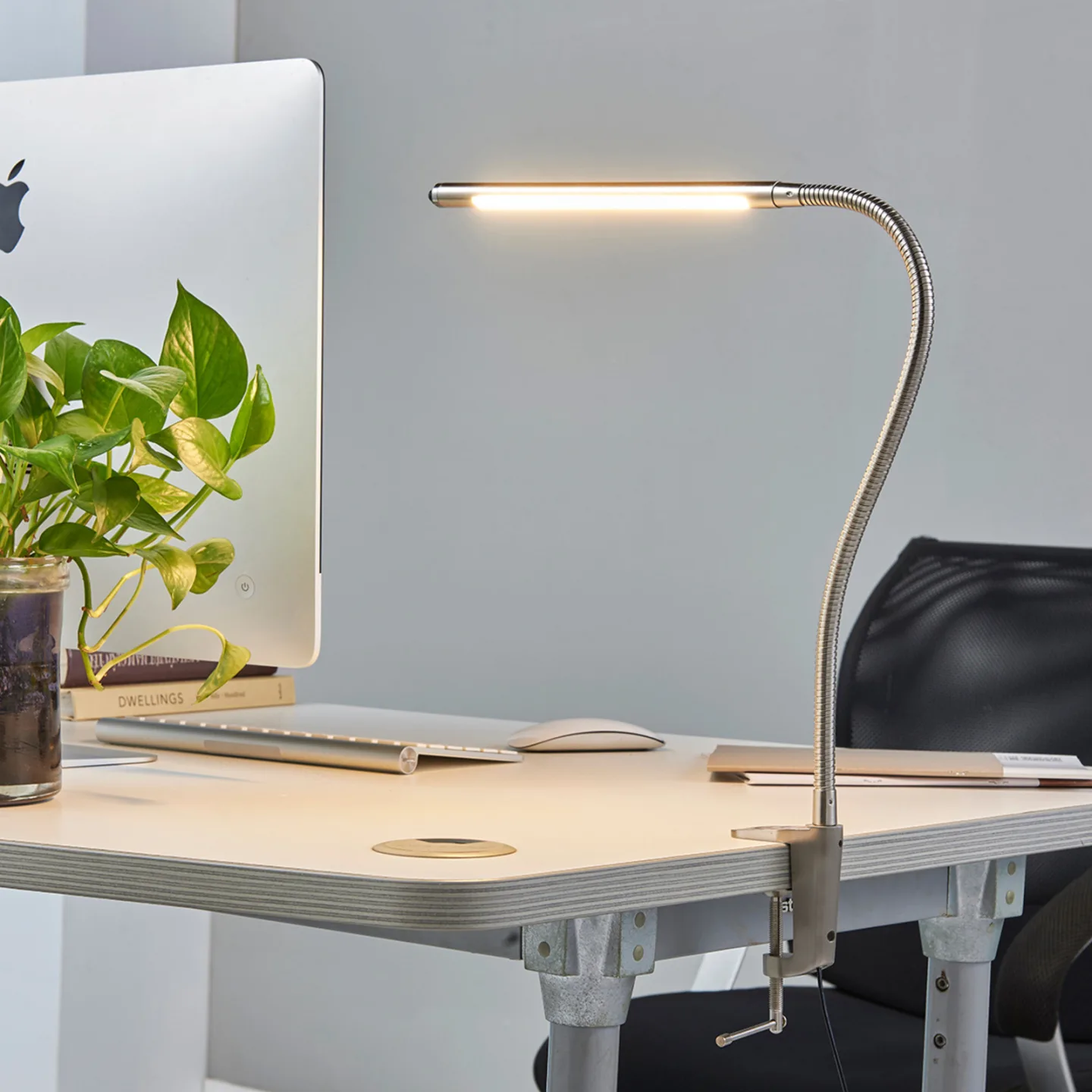 Lionard LED Klemmelampe Nickel - Lindby - Kontor / arbejdsværelse - Moderne - Metal - Med én lyskilde