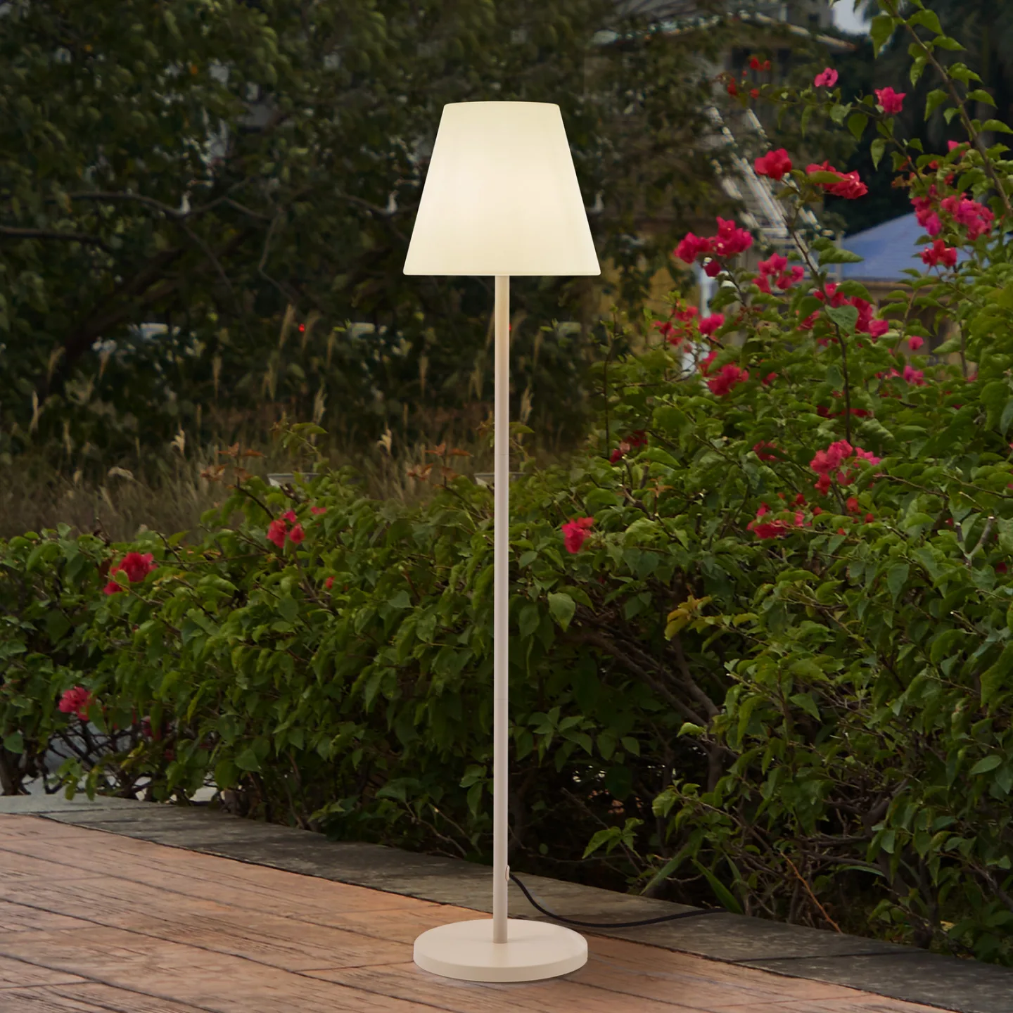 Jaimy Terrassenleuchte, beige, Metall, 150 cm, E27 - Lucande - Modern - Einflammig
