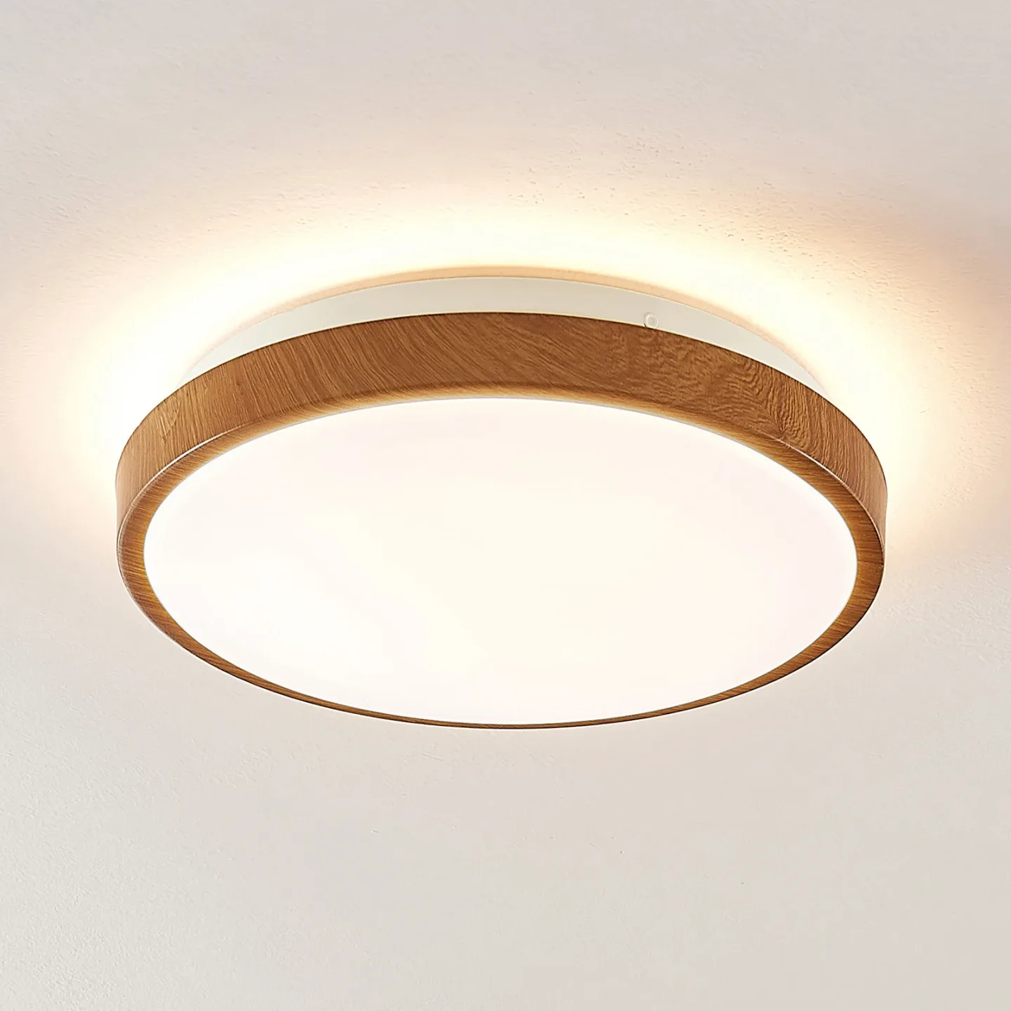 Mendosa Plafond Wood/White - Lindby - Vardagsrum - Modern - Plast - Rund