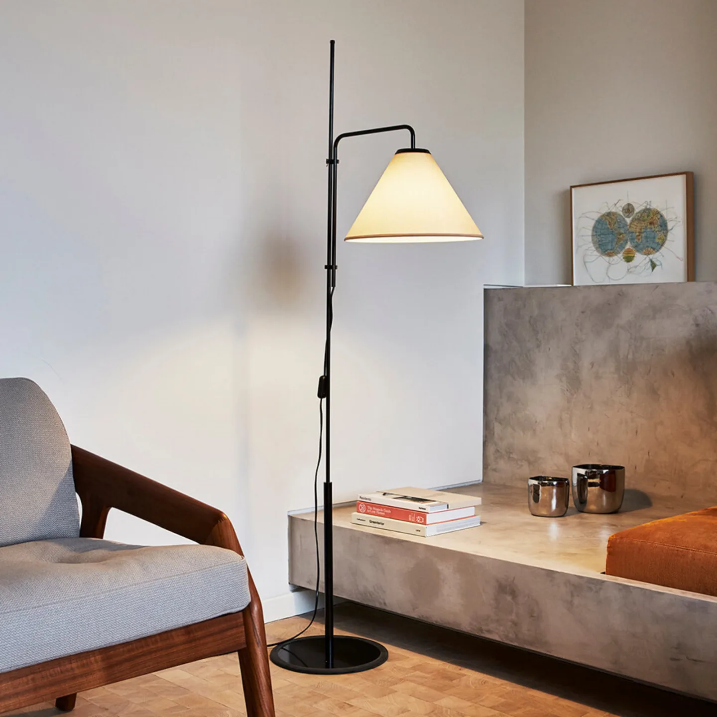 Funiculi Fabric Stehleuchte Schwarz-Weiß - Marset - Wohnzimmer - Metall