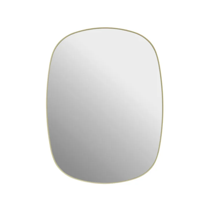 Framed Mirror väggspegel gul 59 x 44 cm stål - Muuto - Badrum - Modern - Glas - Rund