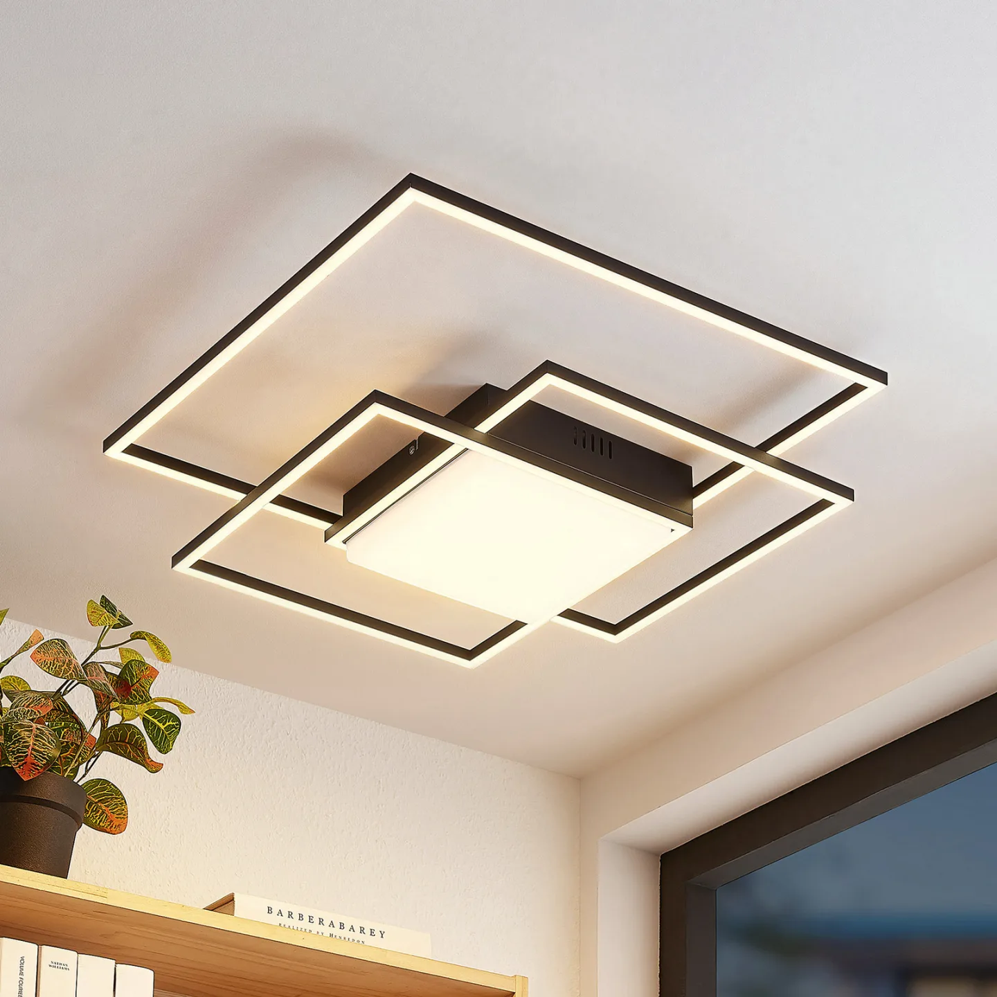 Nelinka LED Loftlampe Black - Lindby - Stue - Moderne - Metal - Kantet