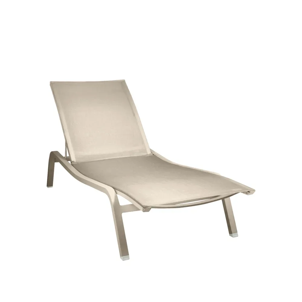 Fermob Alize XS solsäng Nutmeg (beige)