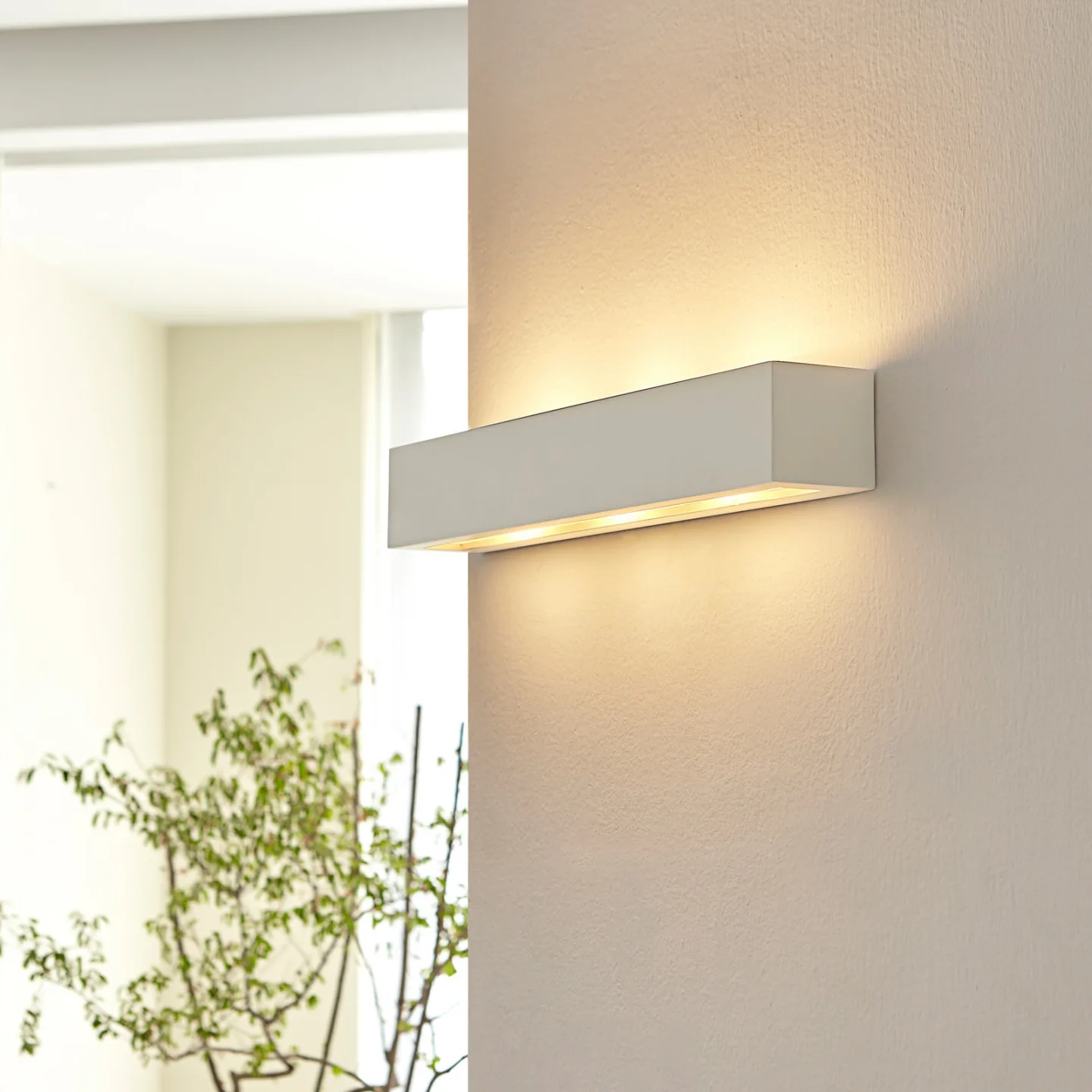Tjada 50 Wandleuchte White - Lindby - Wohnzimmer - Modern - Gips / Ton - Eckig