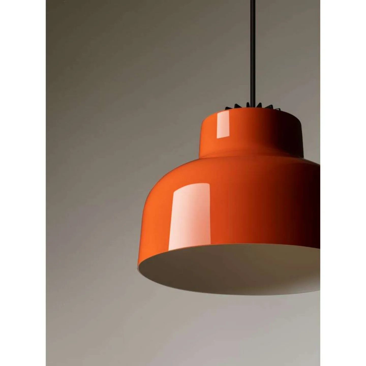 M64 Pendelleuchte Dim. Glossy Reddish Orange - Santa & Cole - Wohnzimmer - Aluminium