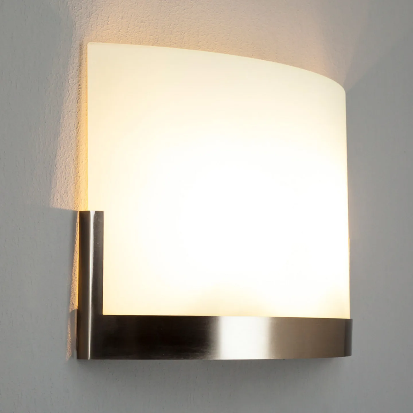 Karla Wandleuchte White/Nickel - Lindby - Flurbereich - Modern - Glas - Eckig