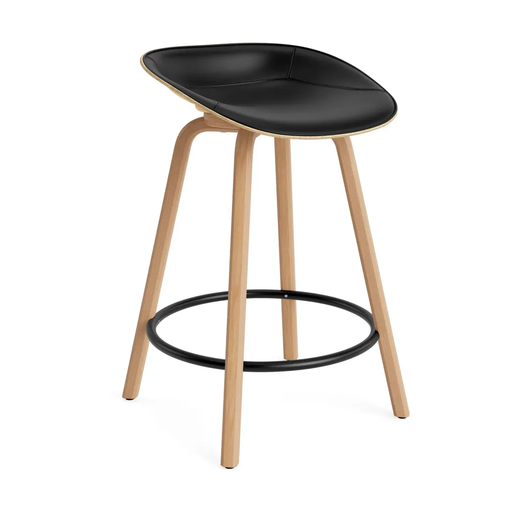 Normann Copenhagen Mat Barstool Barhocker mit Vorderpolsterung, 65 cm Ultra 41599-hemp-beech-black steel