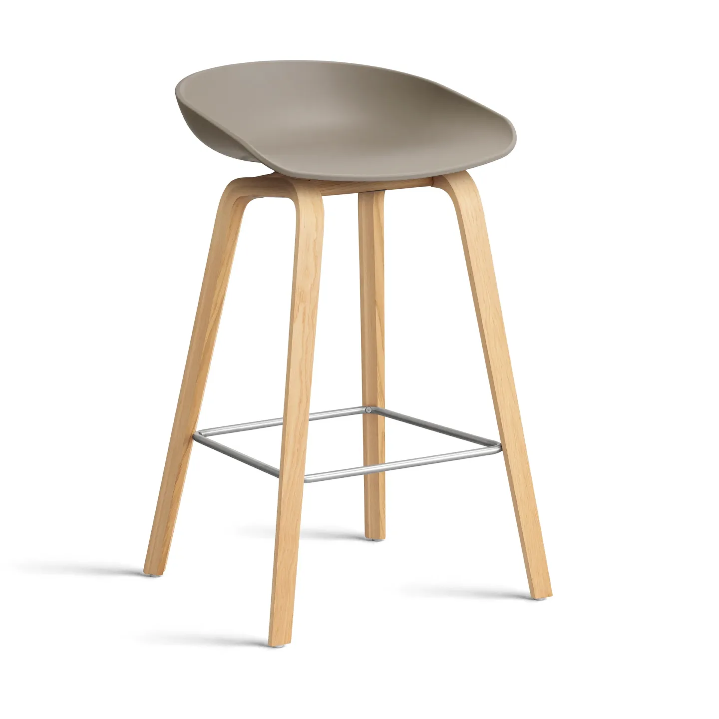HAY About a Stool 32 Low Barhocker lackiertes Eichengestell 2.0 Khaki-Edelstahlstütze