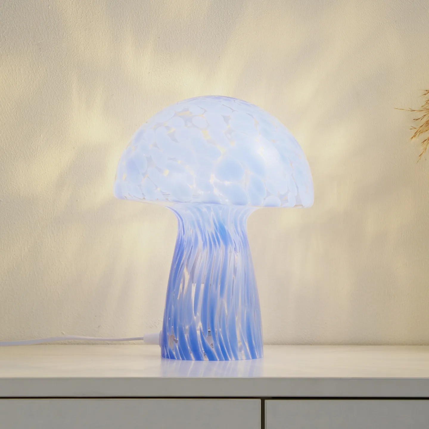 Hubi Tischleuchte Blau - Lindby - Wohnzimmer - Modern - Glas - Einflammig
