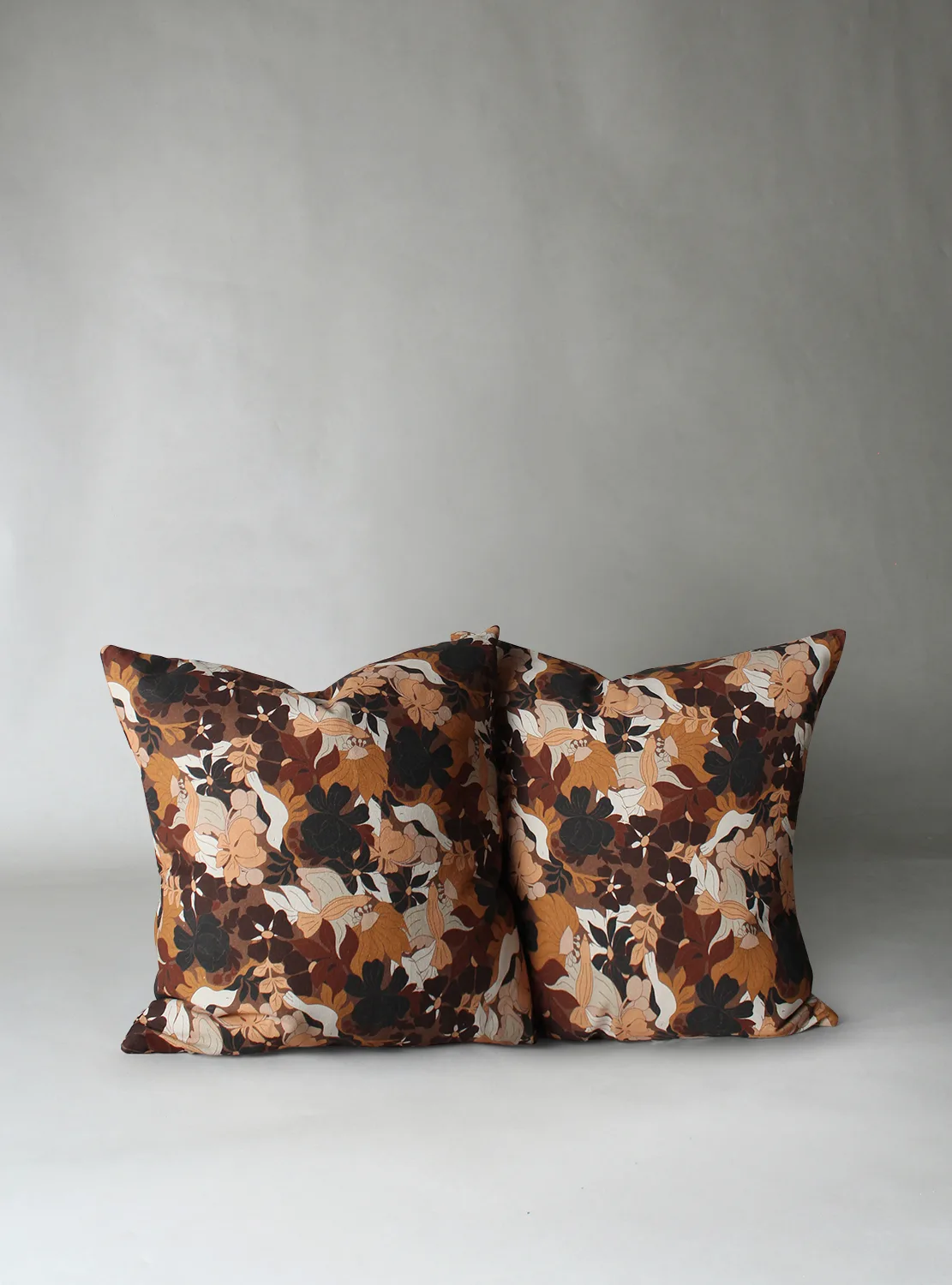 Putetrekk x 2 Asta (brun) (Størrelse: 45 x 45 cm)