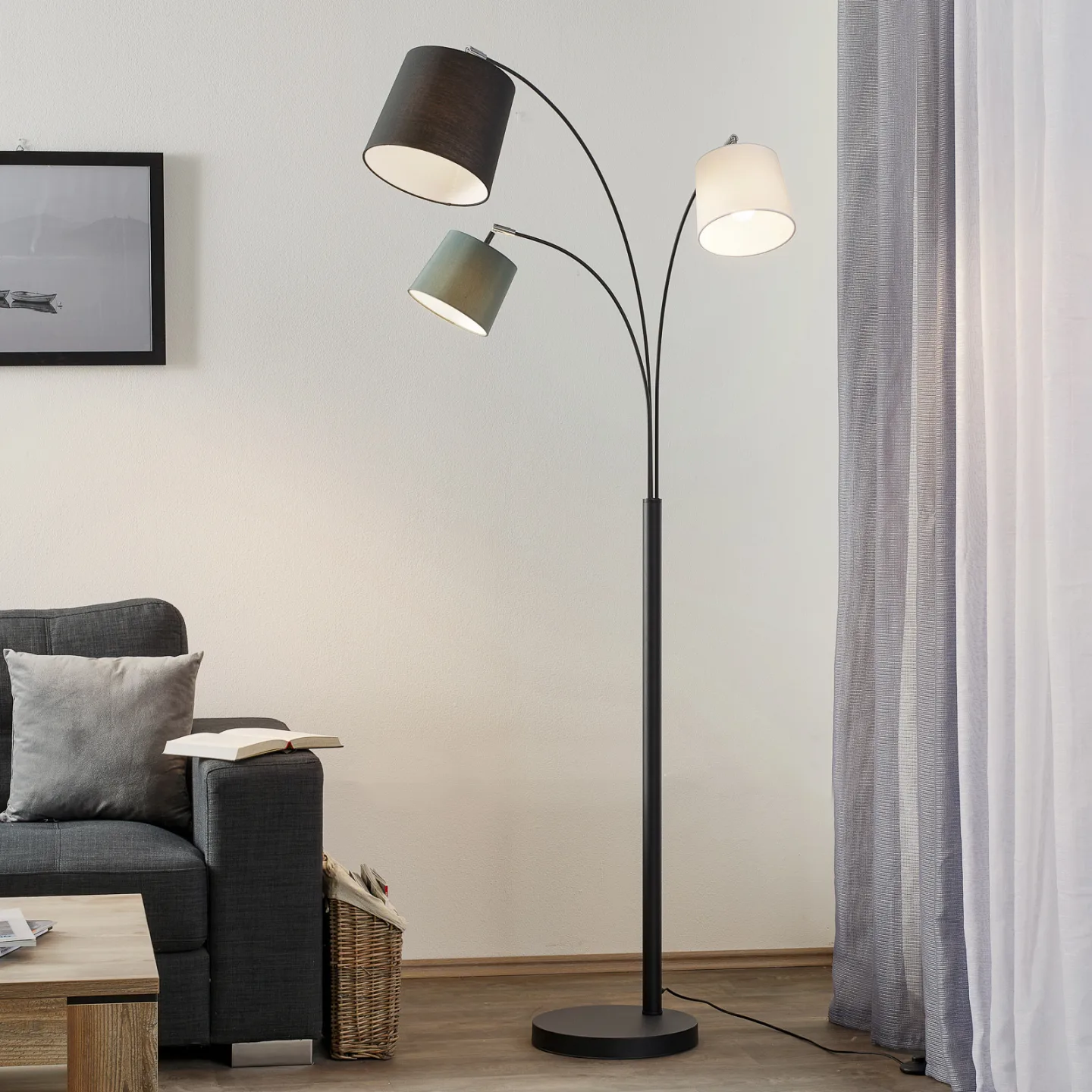 Foggy gulvlampe med 3 lyskilder, sort - By Rydéns - Stue - Moderne - Metal - Med flere lyskilder