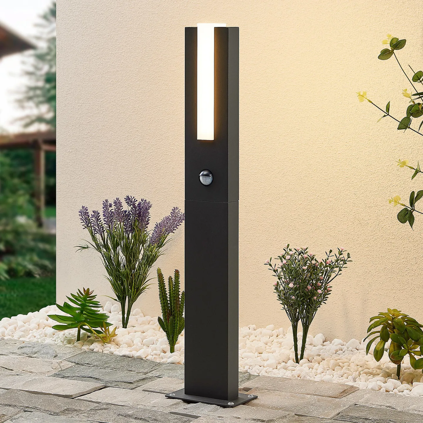 Virgalia LED Havelampe H65 w/Sensor Graphite - Lucande - Terrasse - Moderne - Aluminium - Med én lyskilde