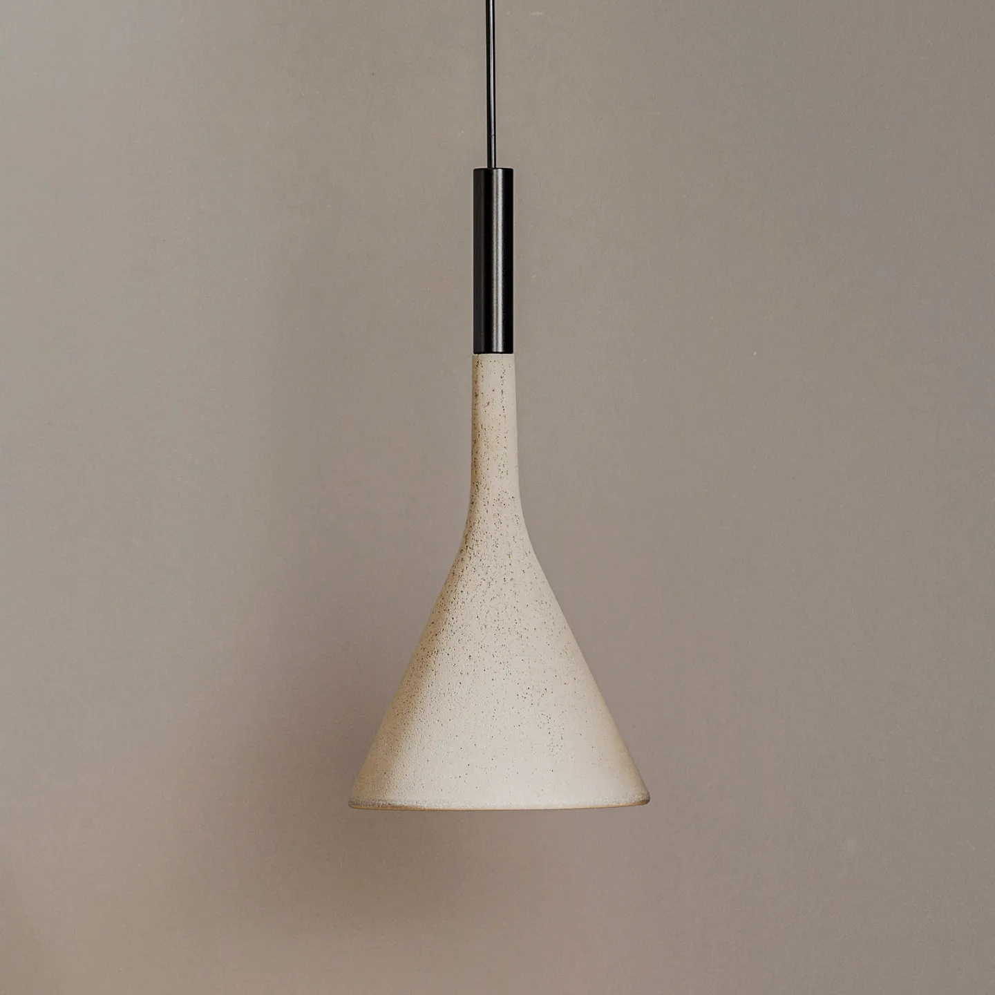 Aplomb Pendelleuchte GU10 Grey - Foscarini - Küche - Design - Beton - Einflammig