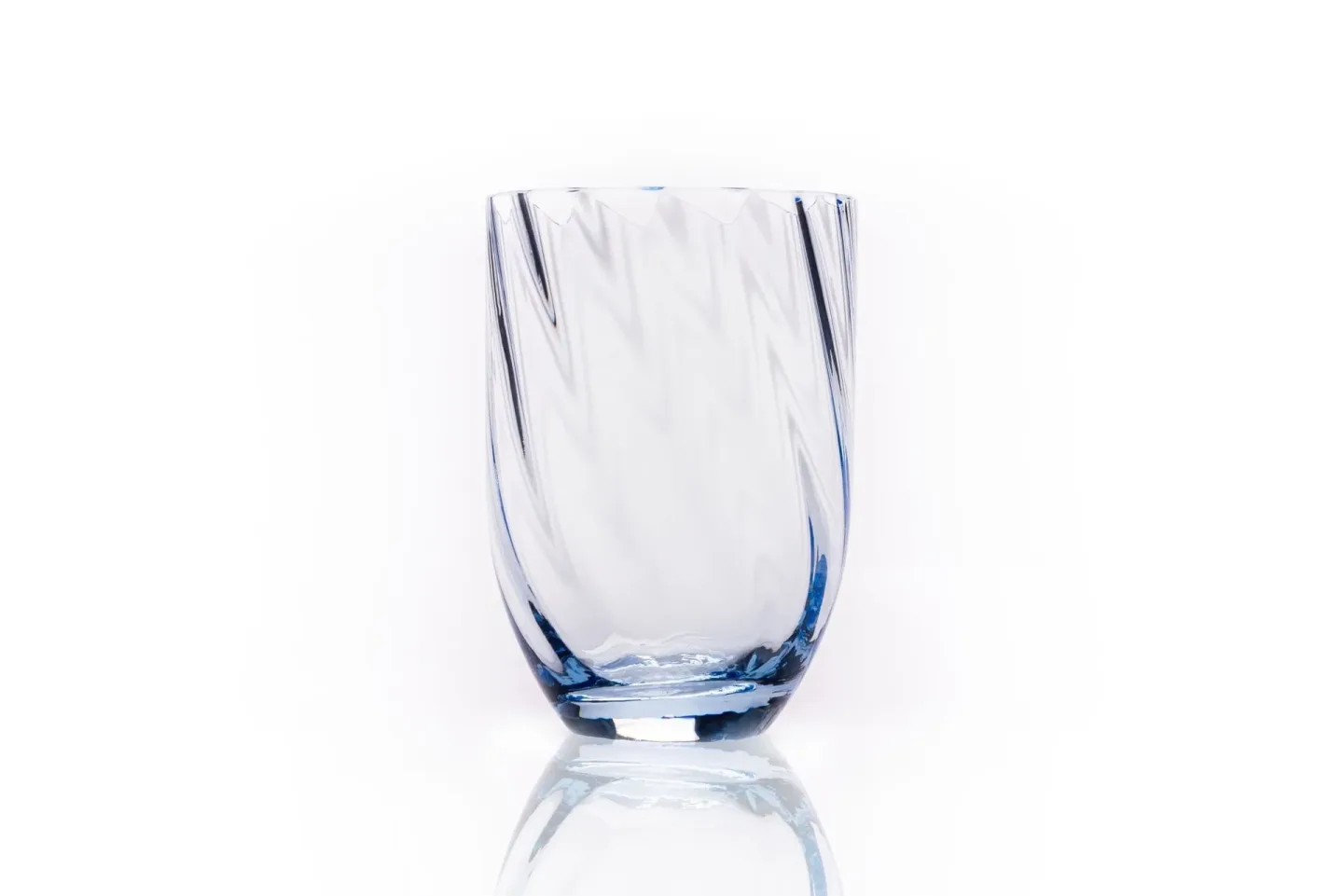 Anna Von Lipa Swirl Trinkglas 25 cl Light blue