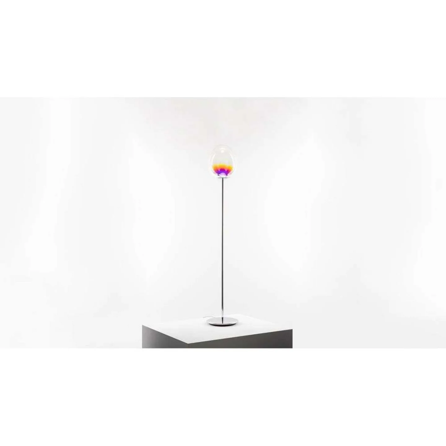Stellar Nebula LED Stehleuchte Iridescent - Artemide - Wohnzimmer - Metall