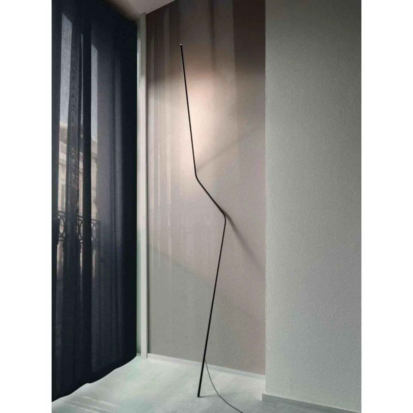 Neo Stehleuchte Gold - Nemo Lighting - Wohnzimmer - Aluminium