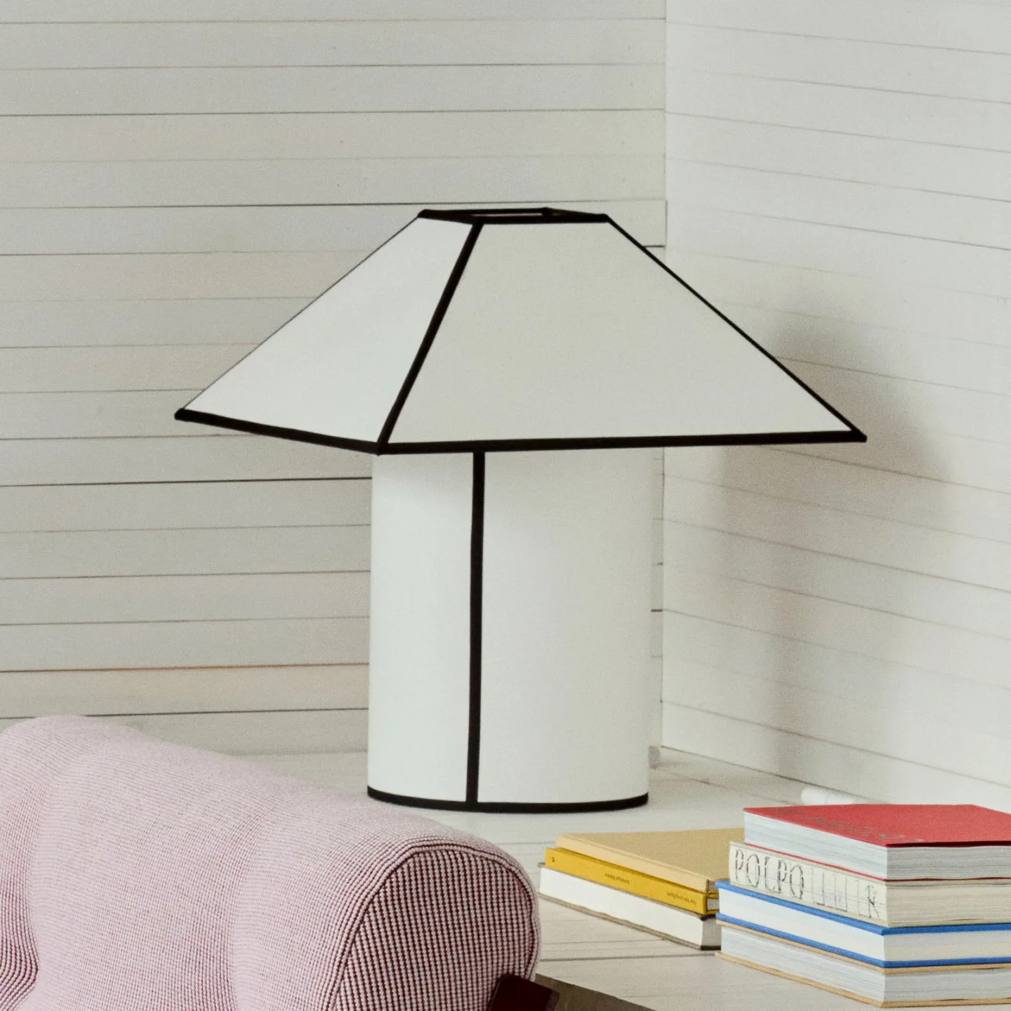 Ava Tischleuchte, Höhe 50 cm, weiß/schwarz, E27 - HAY - Wohnzimmer - Design - Kunststoff - Einflammig