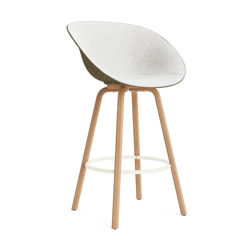 Normann Copenhagen Mat Barhocker mit Vorderpolsterung, 75 cm Hallingdal 110-seaweed-beech-cream steel