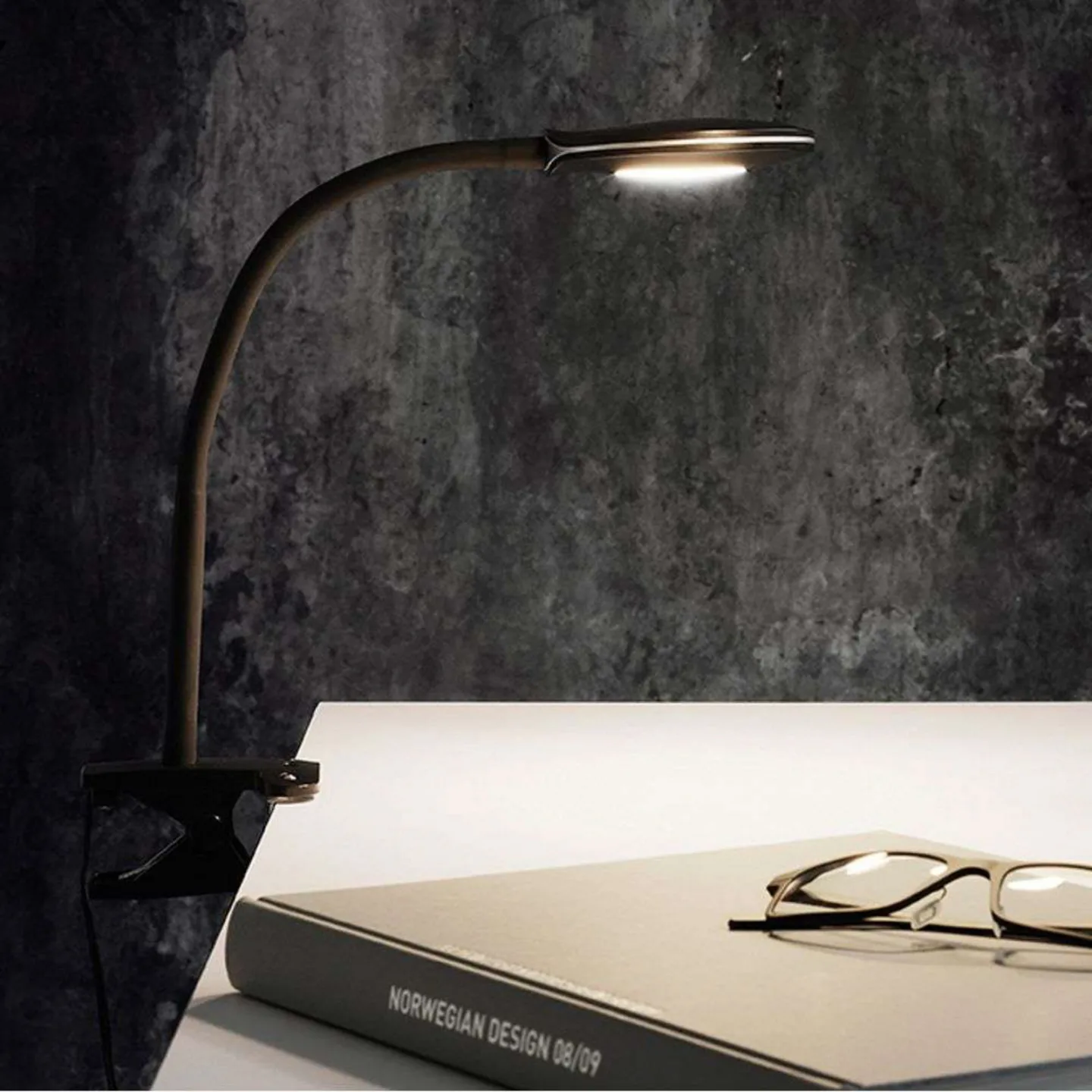 Fix LED Klemmleuchte Black - Halo Design - Arbeitszimmer / Büro - Kunststoff